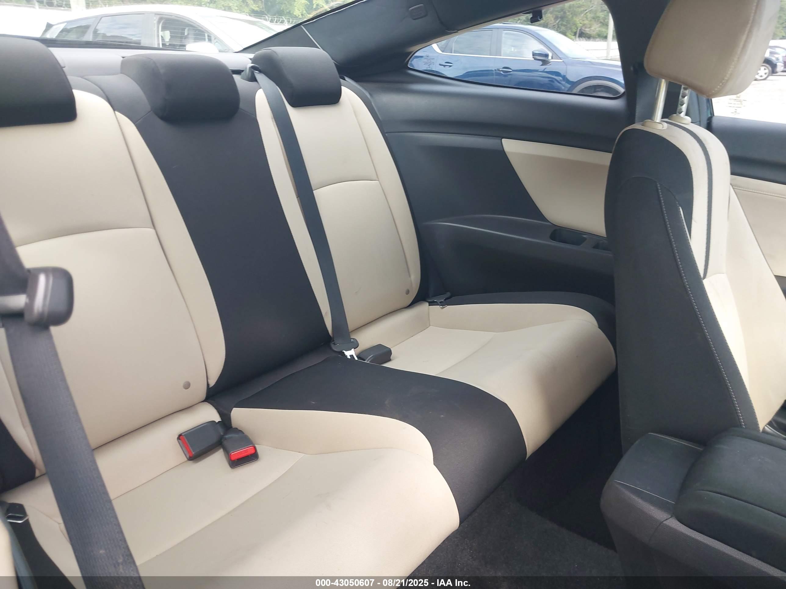 HONDA CIVIC image 8