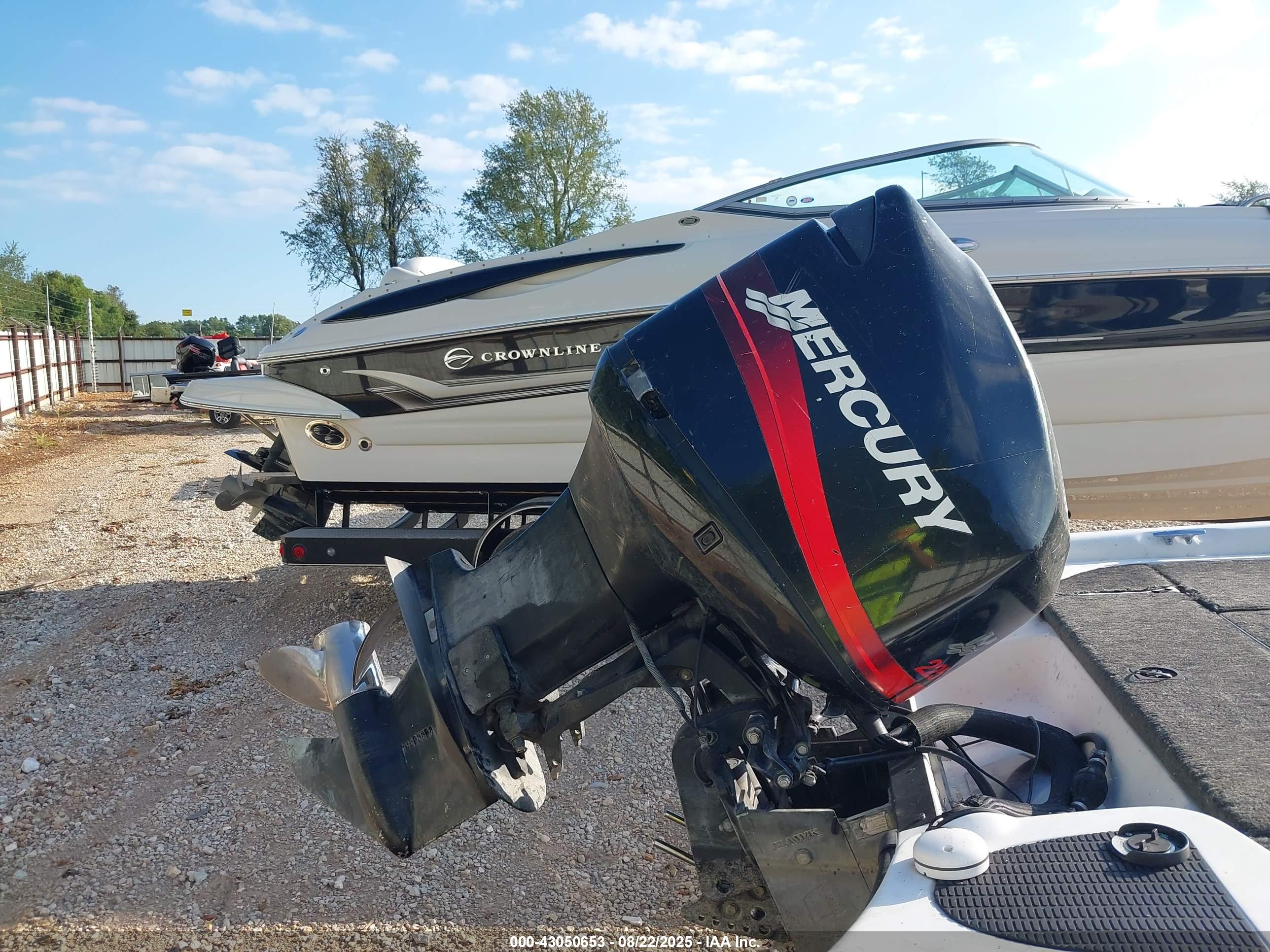 TRITON 21' image 10