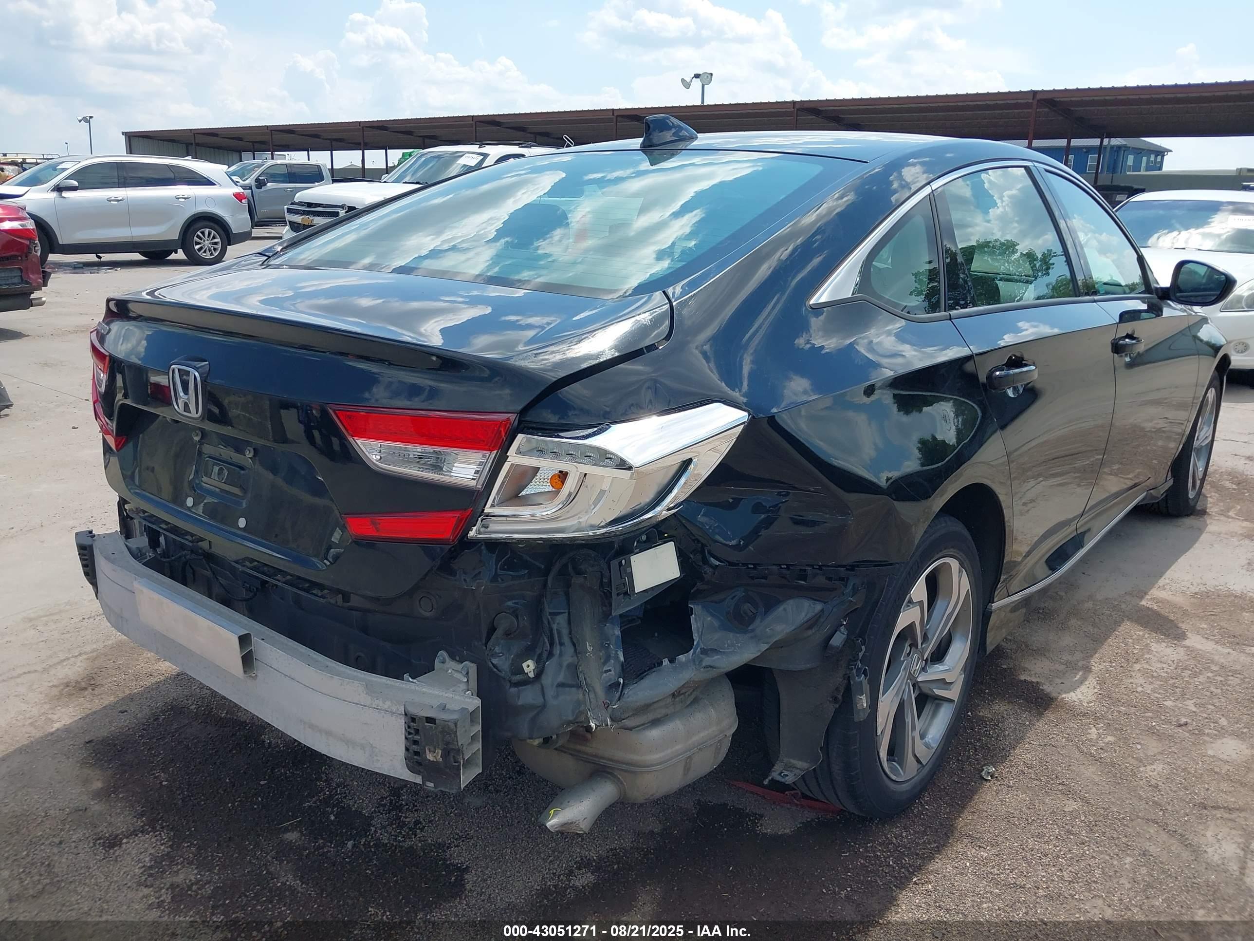 HONDA ACCORD image 6
