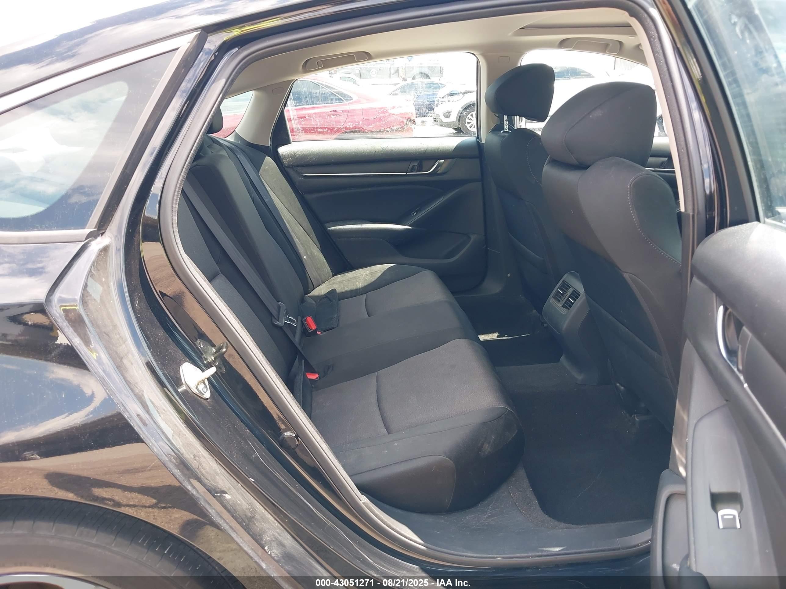 HONDA ACCORD image 8