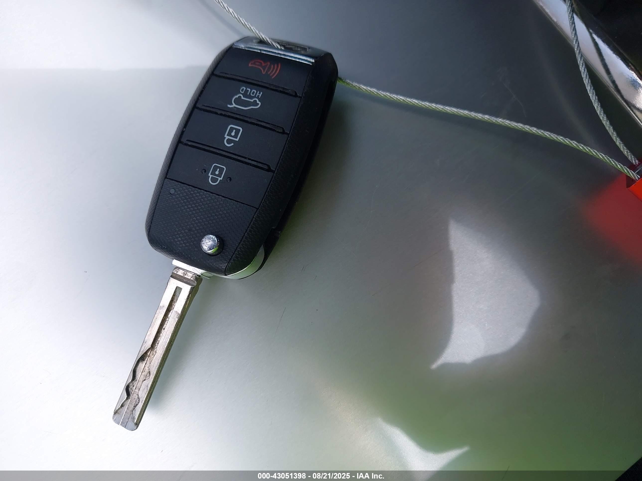 KIA SPORTAGE image 11