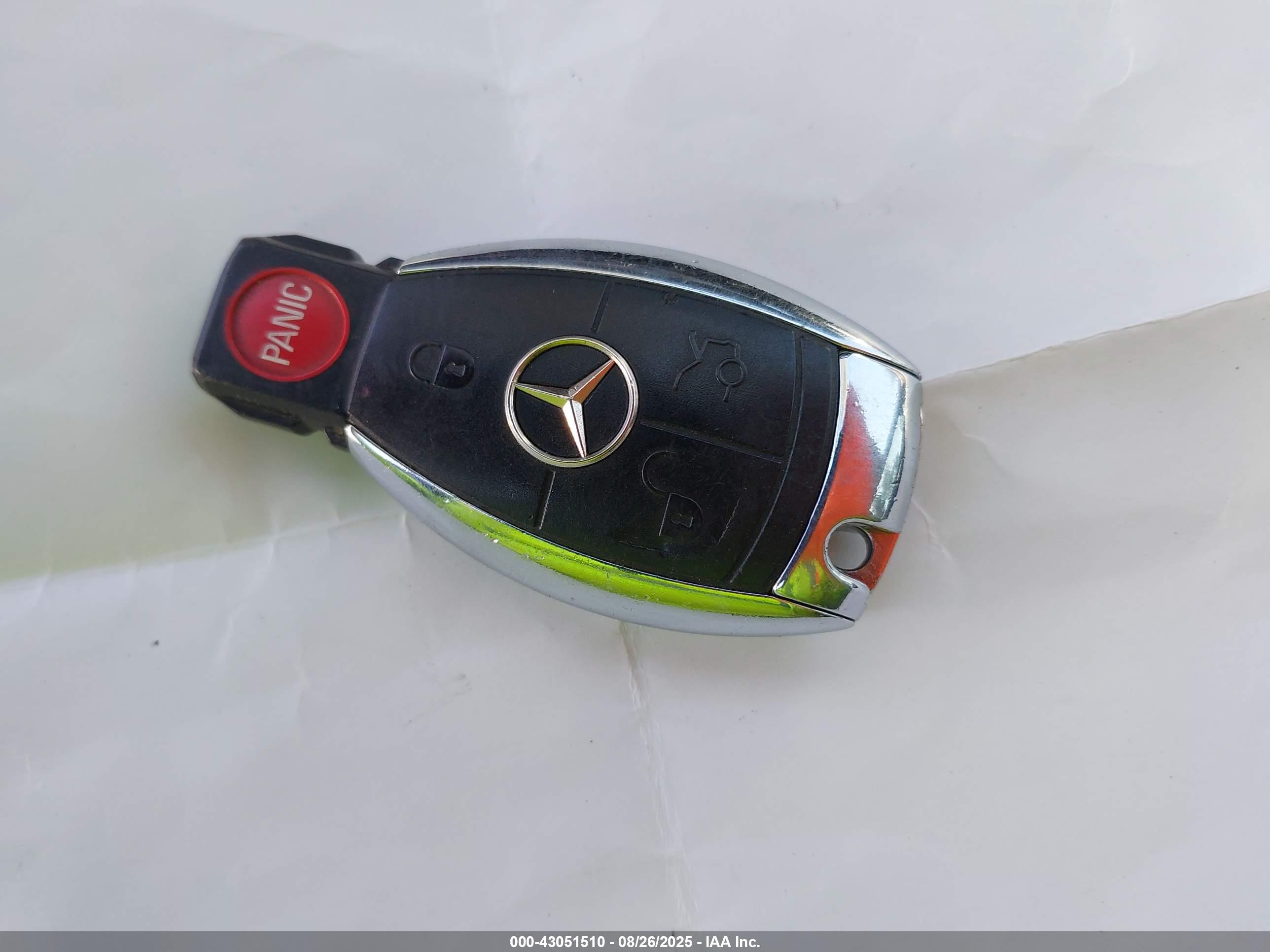 MERCEDES-BENZ E image 11