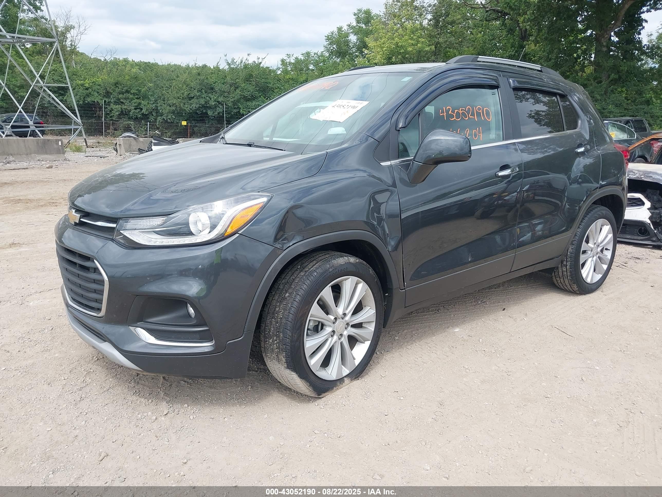 CHEVROLET TRAX image 6