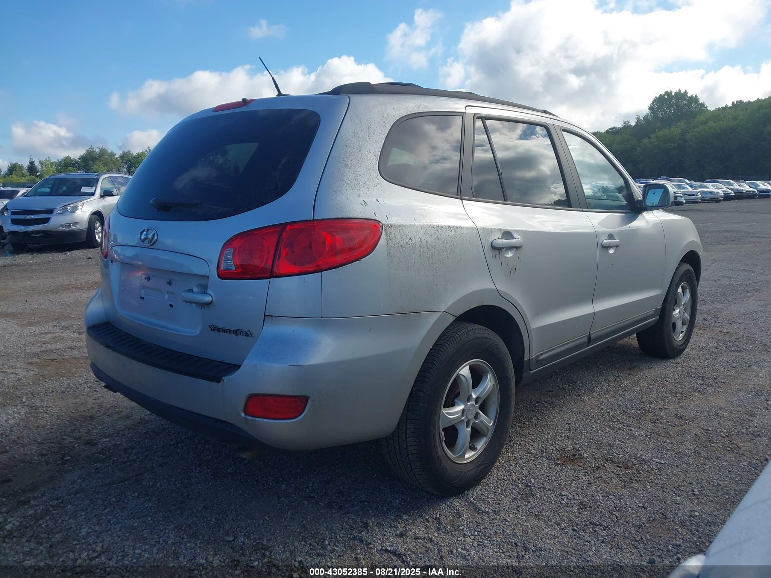 HYUNDAI SANTA image 4