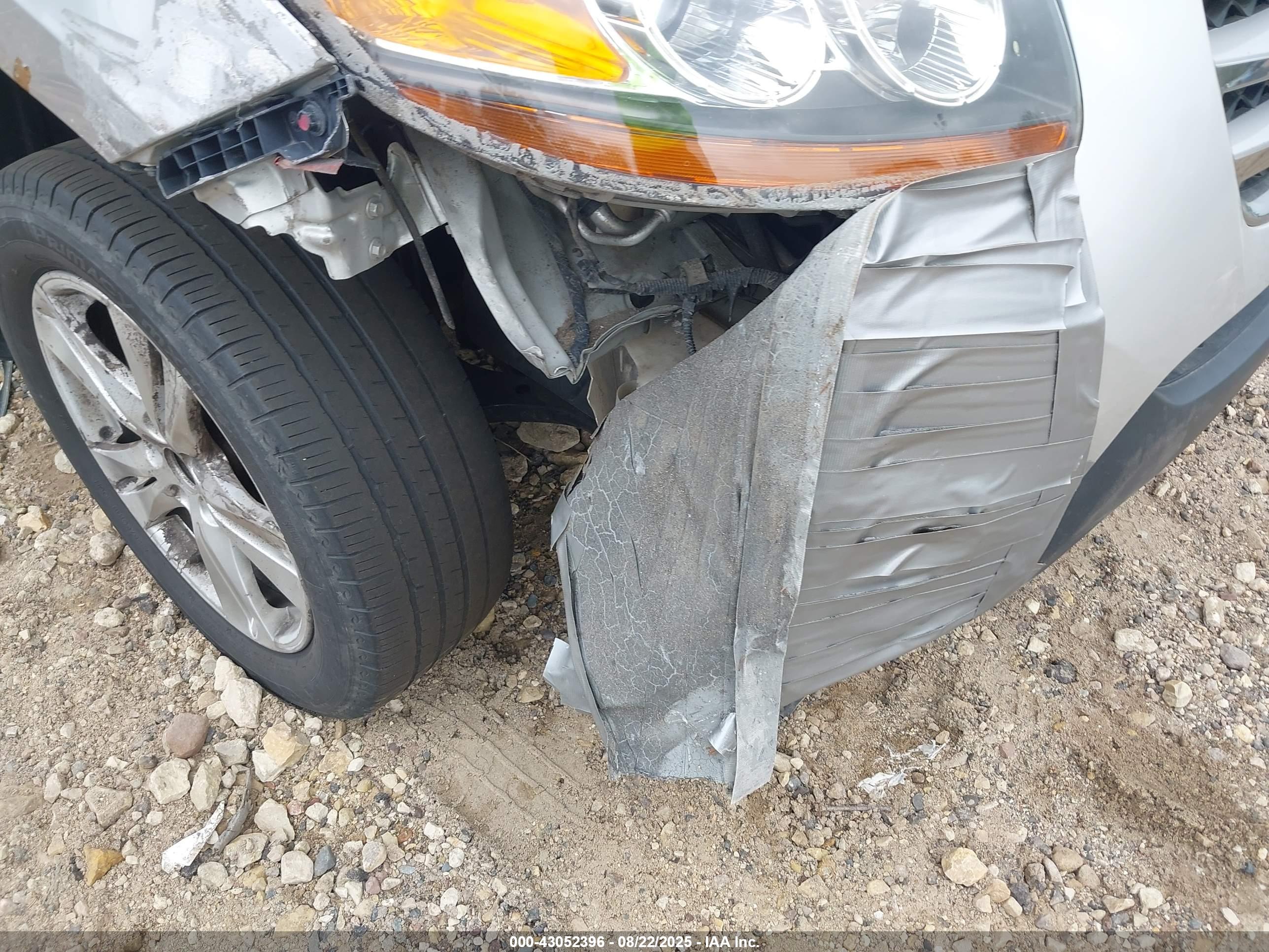 HYUNDAI SANTA image 6