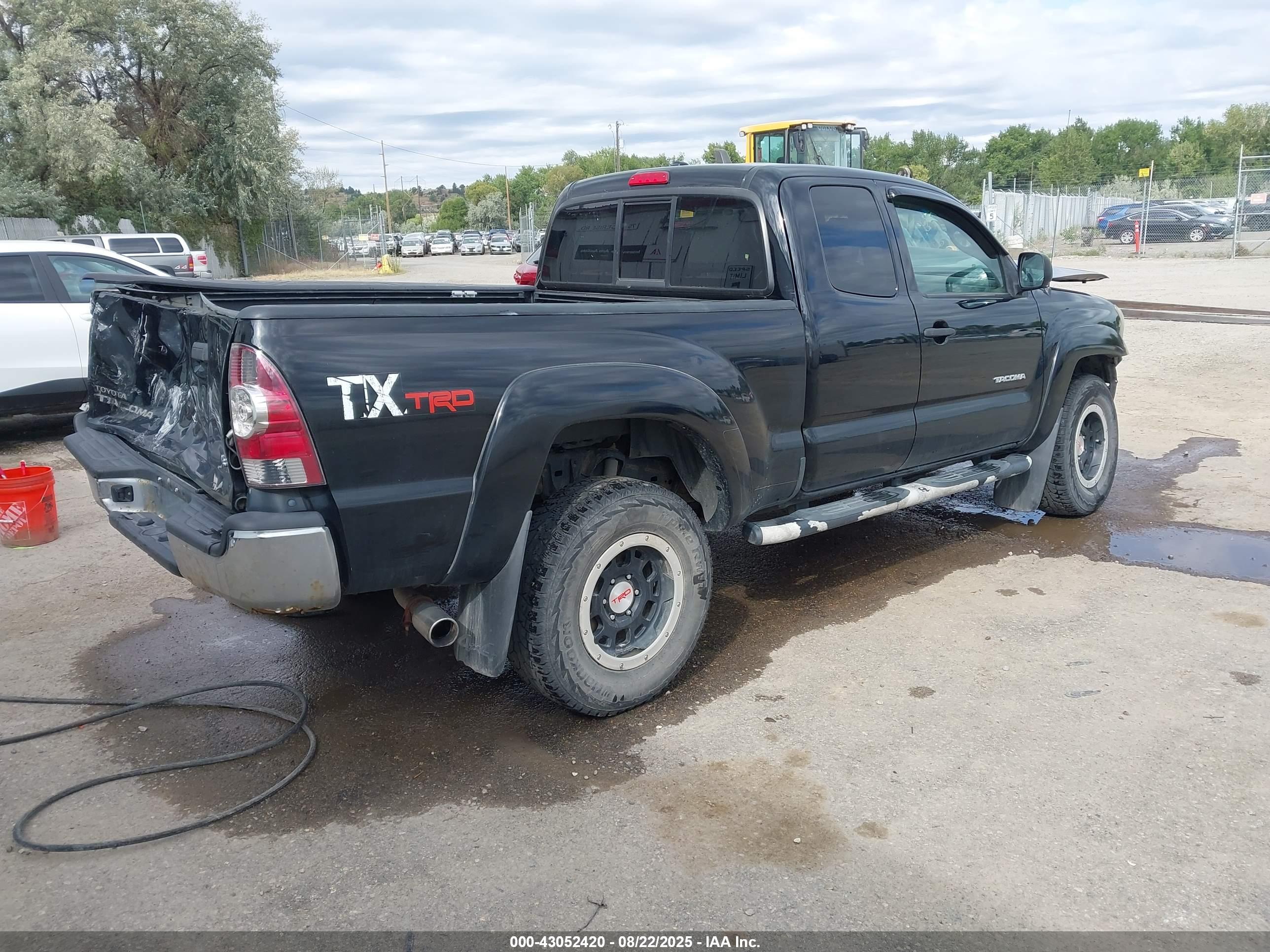 TOYOTA TACOMA image 4