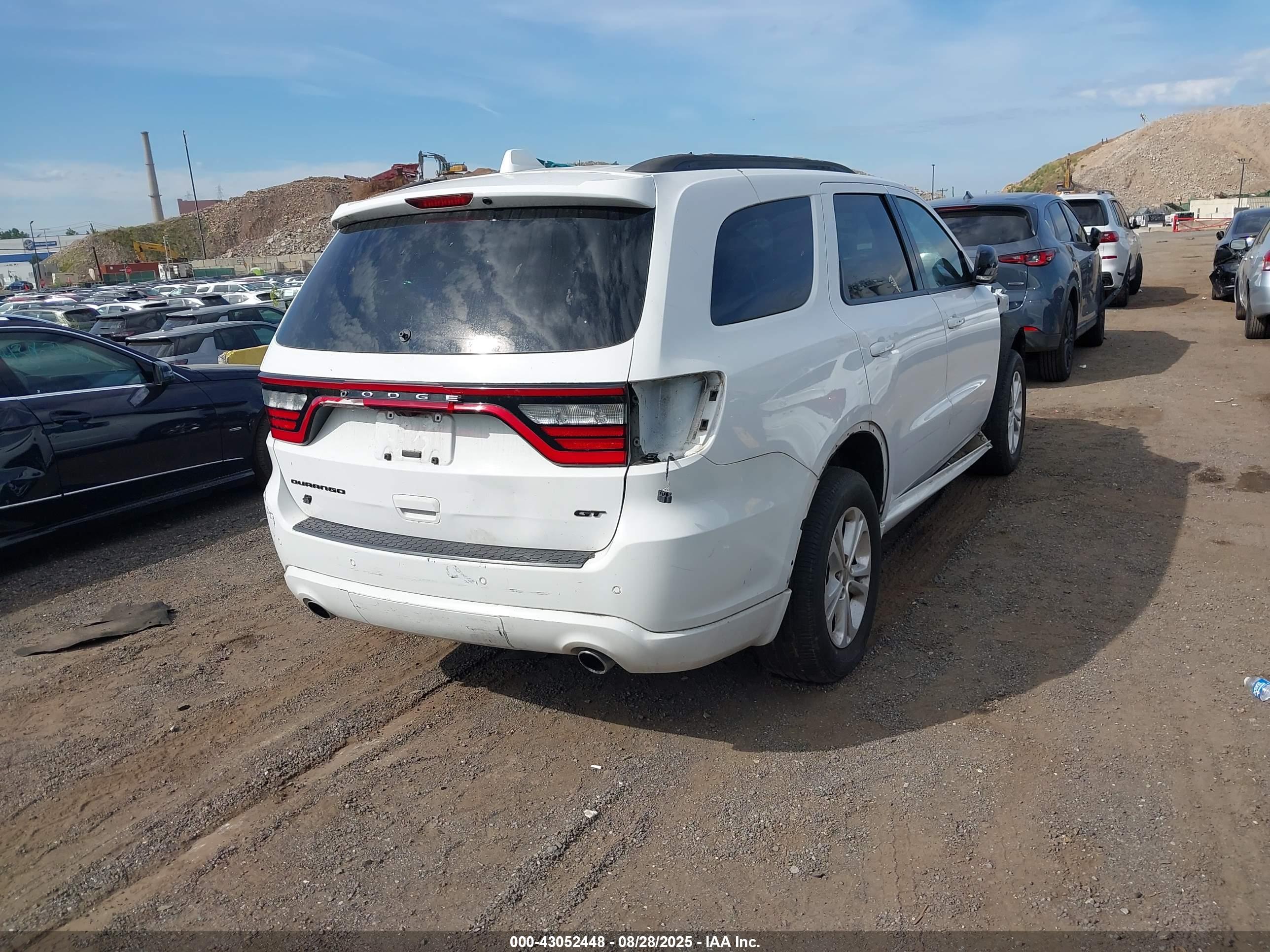 DODGE DURANGO image 4