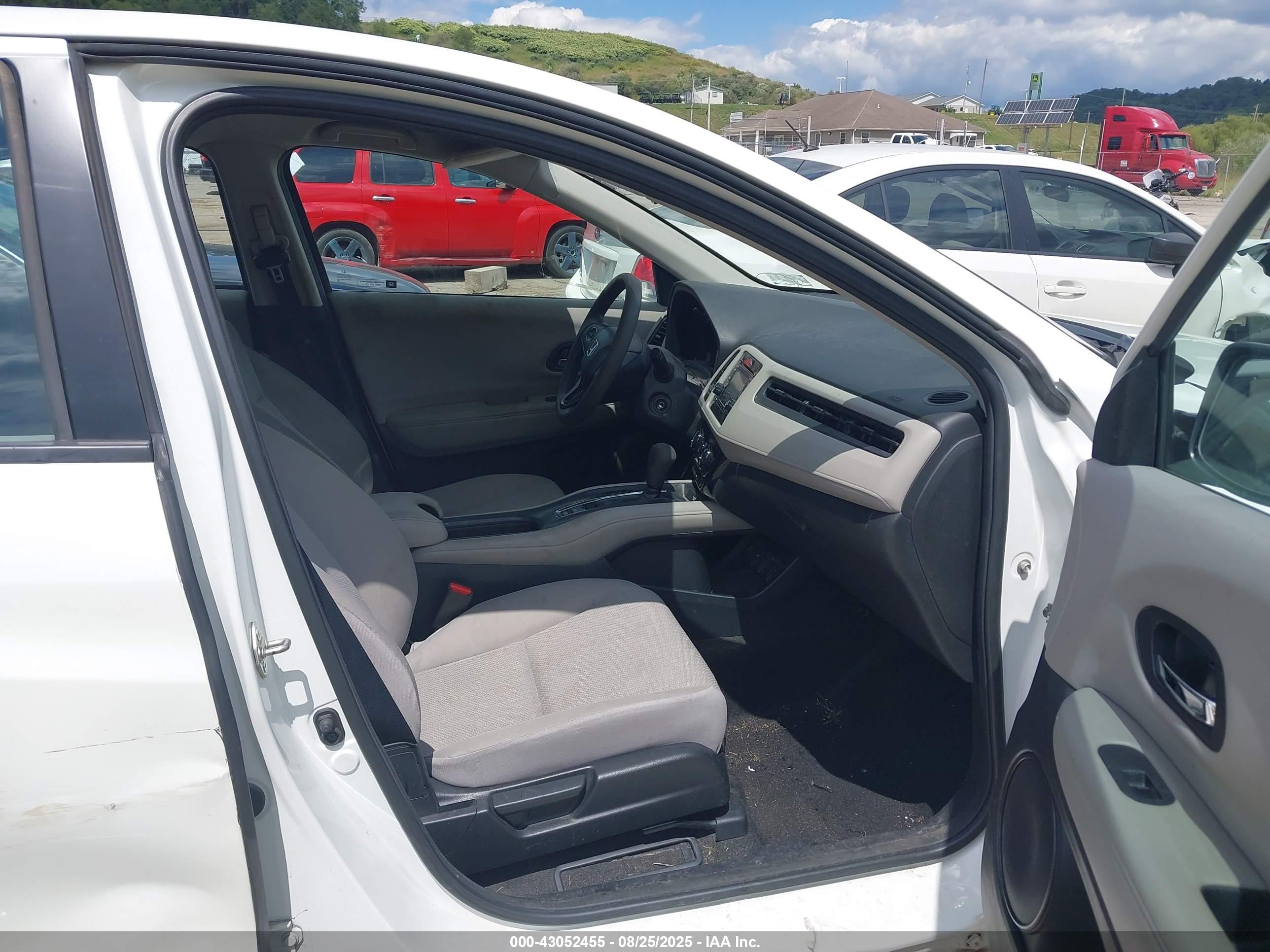 HONDA HR-V image 5