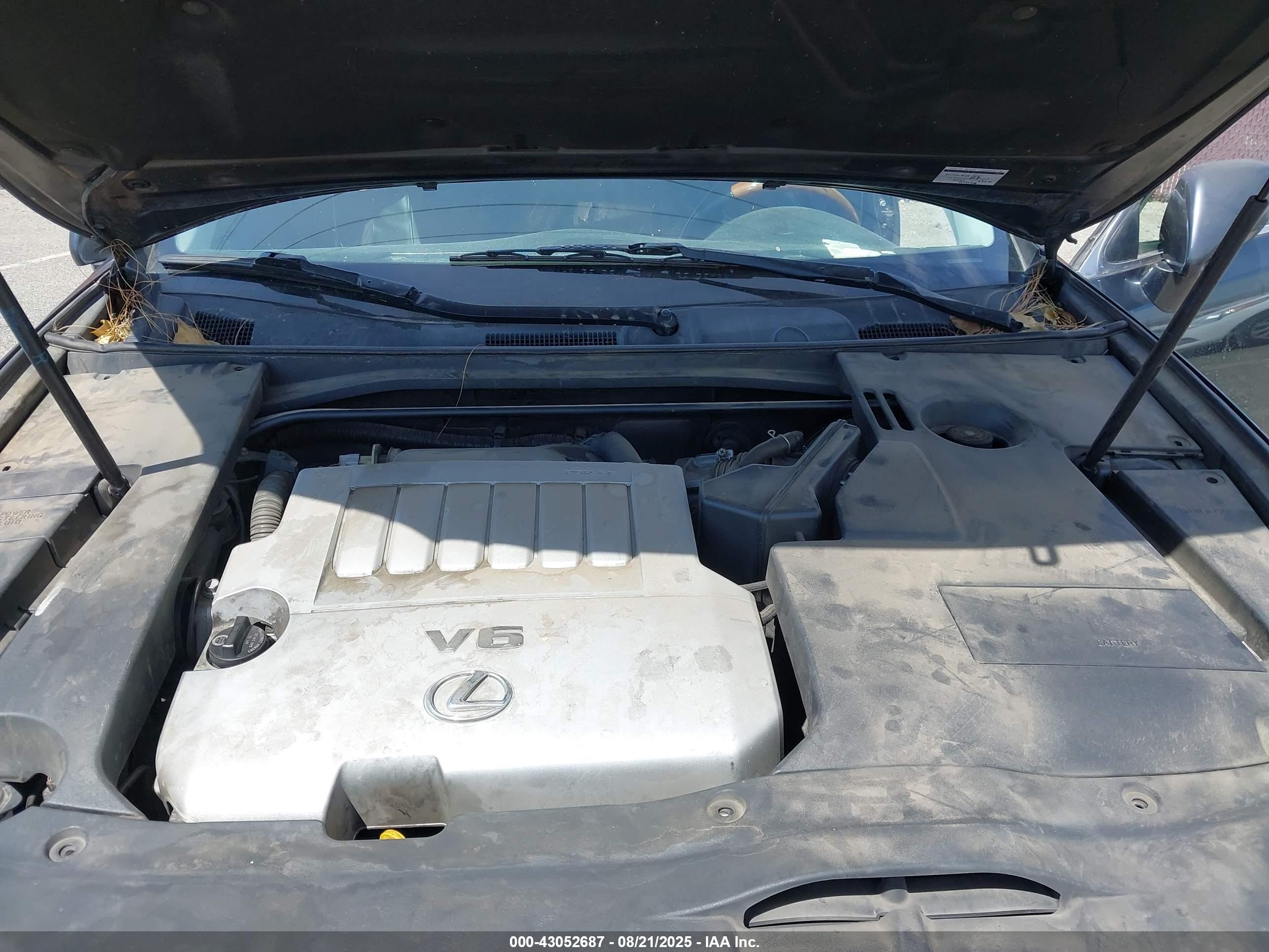 LEXUS ES image 10