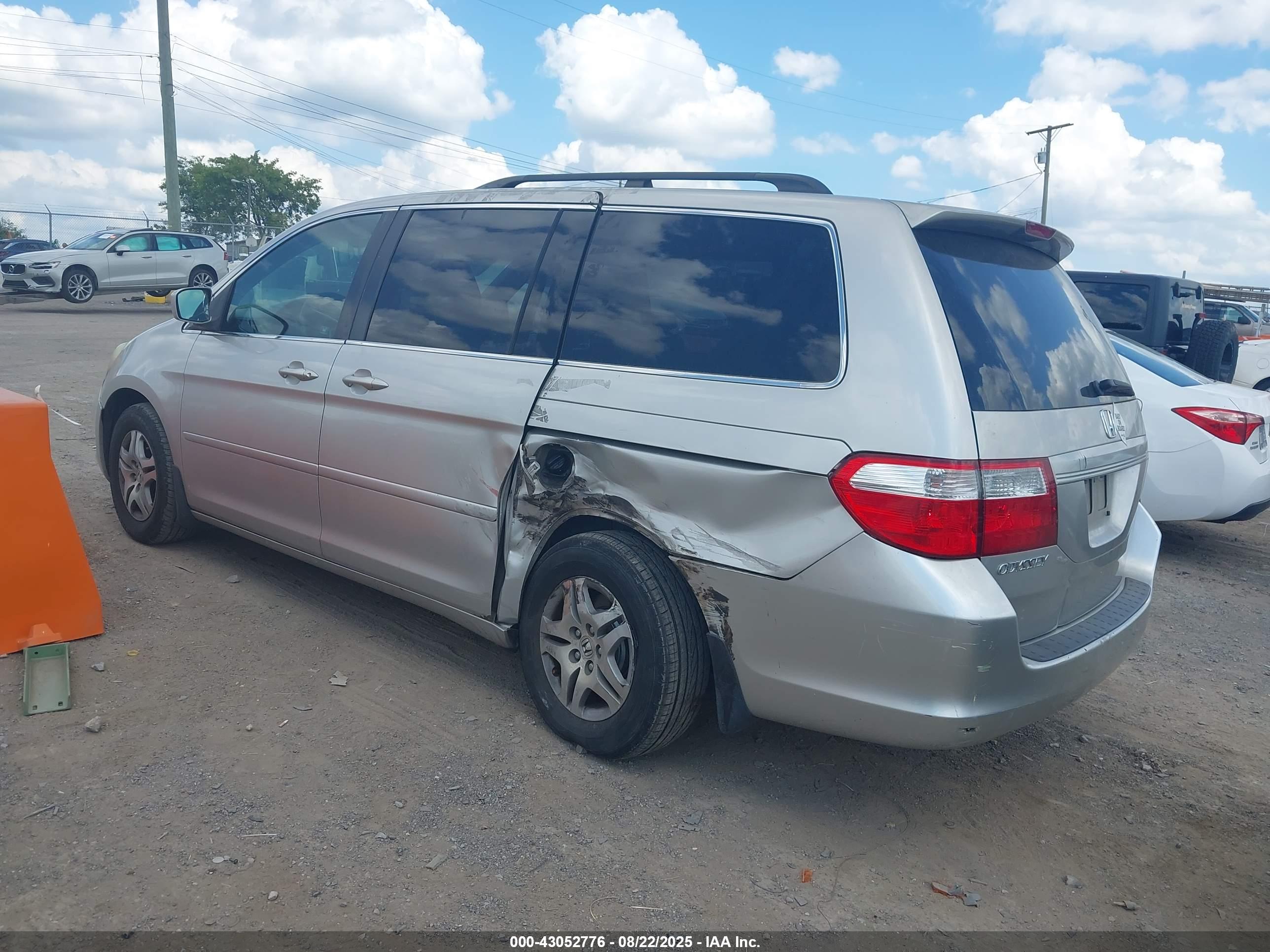 HONDA ODYSSEY image 3