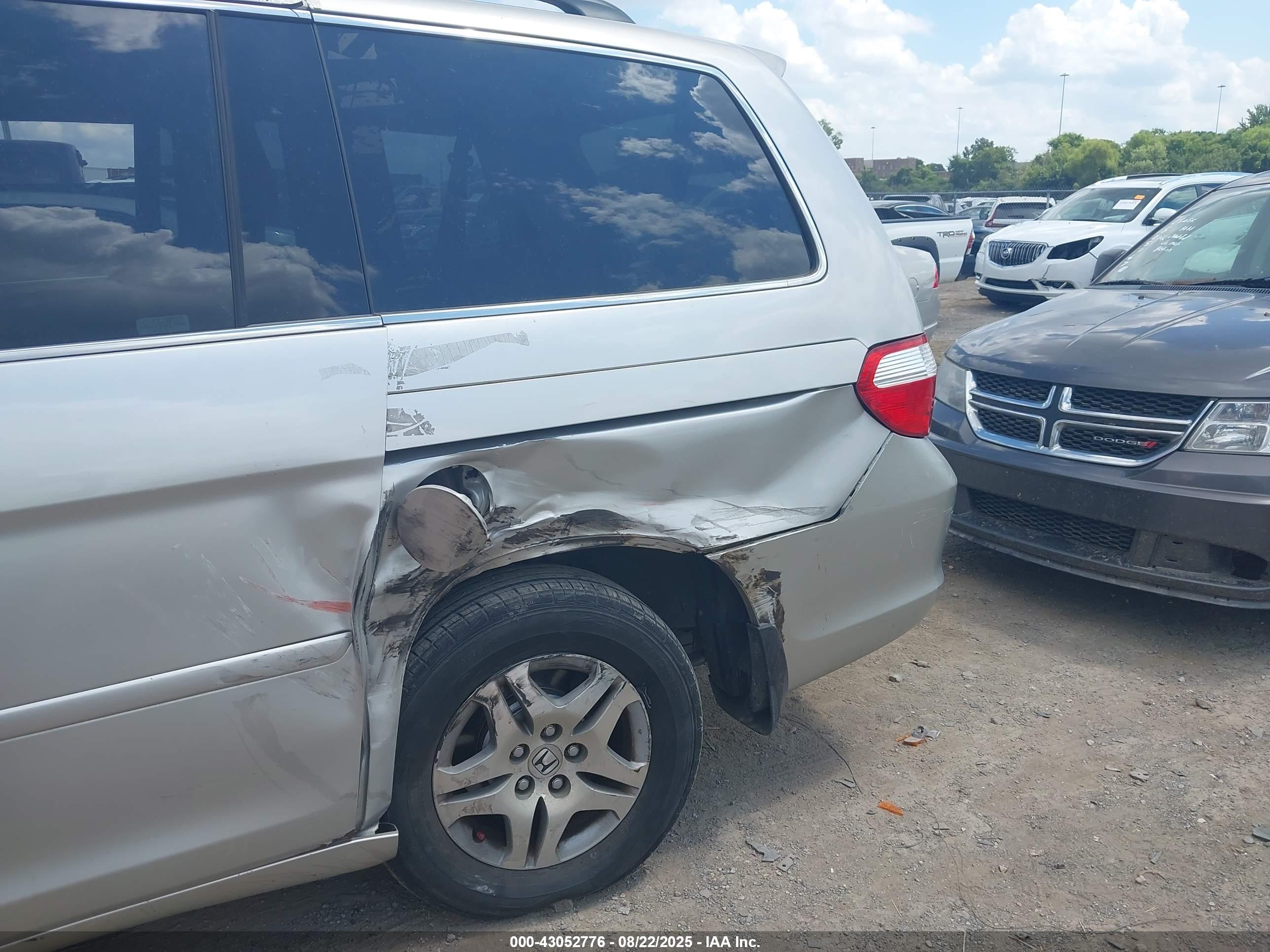 HONDA ODYSSEY image 6