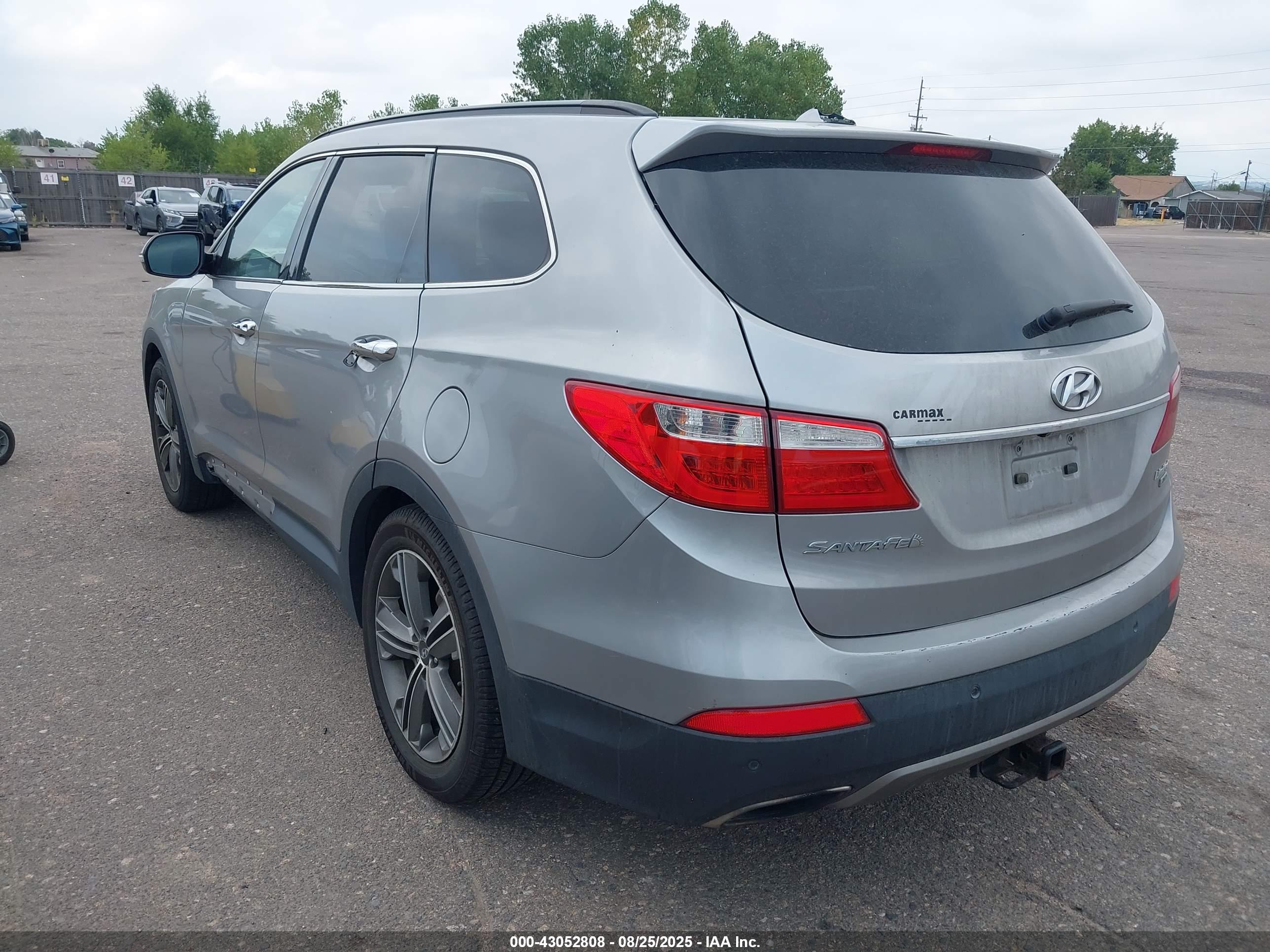 HYUNDAI SANTA image 3