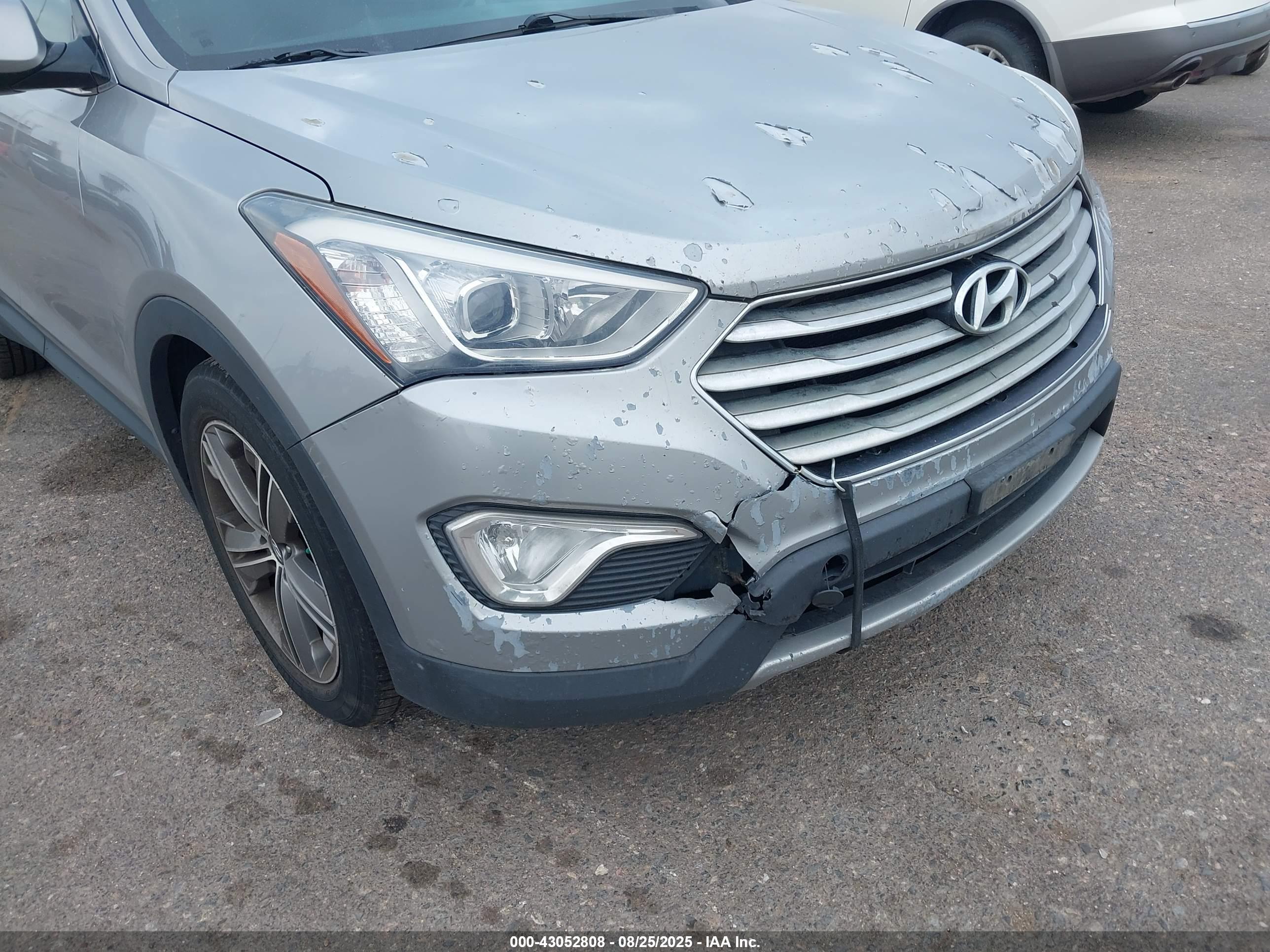 HYUNDAI SANTA image 6