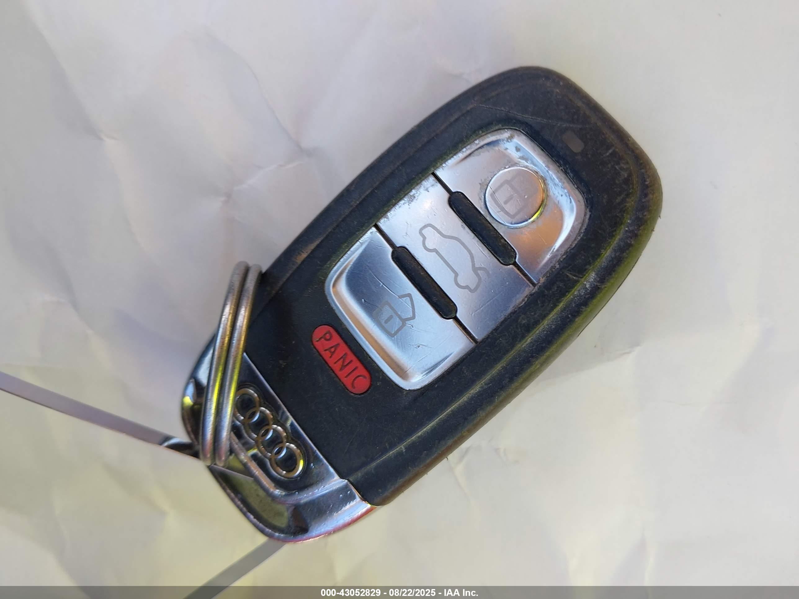 AUDI A4 image 11