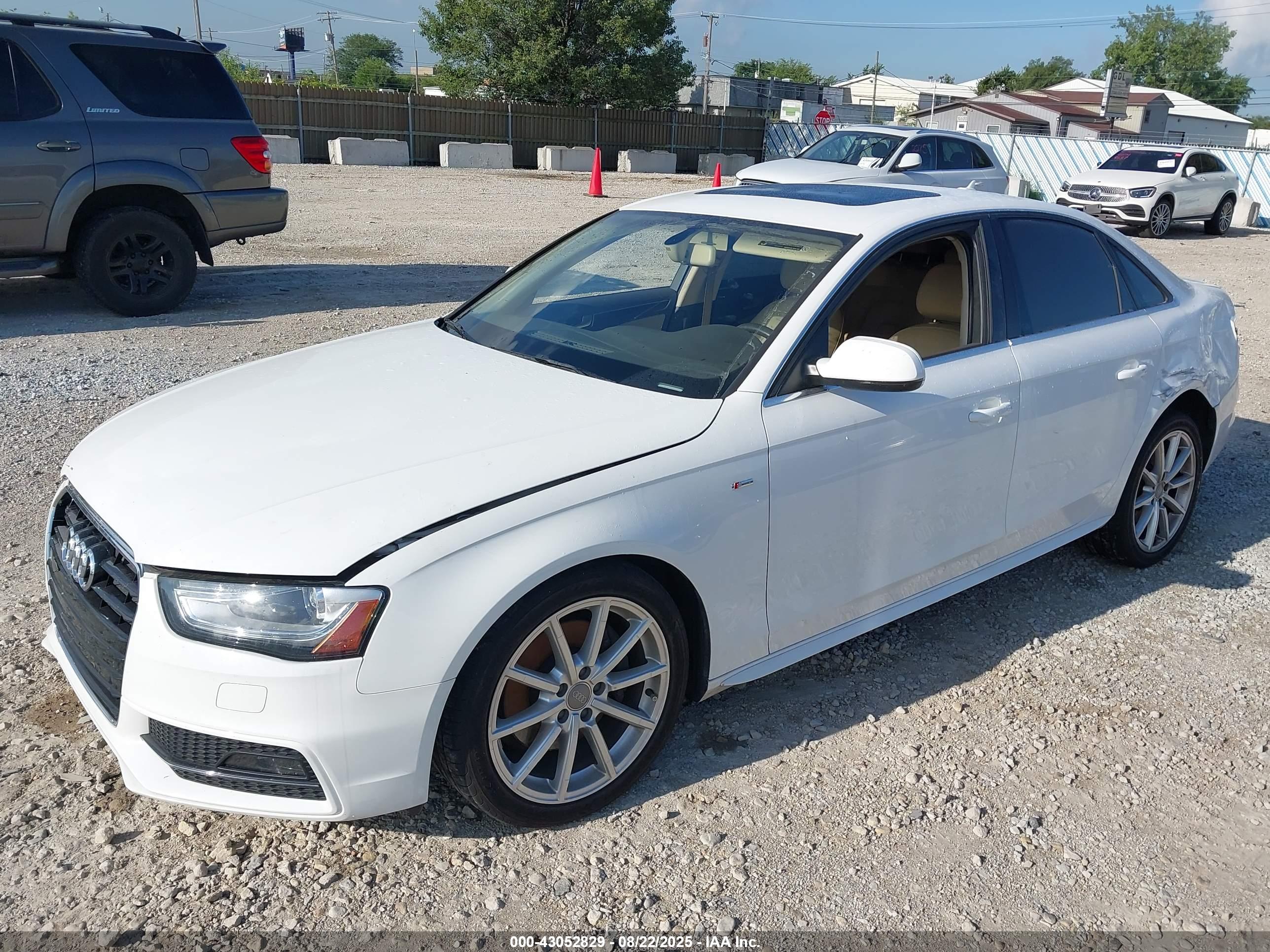AUDI A4 image 2
