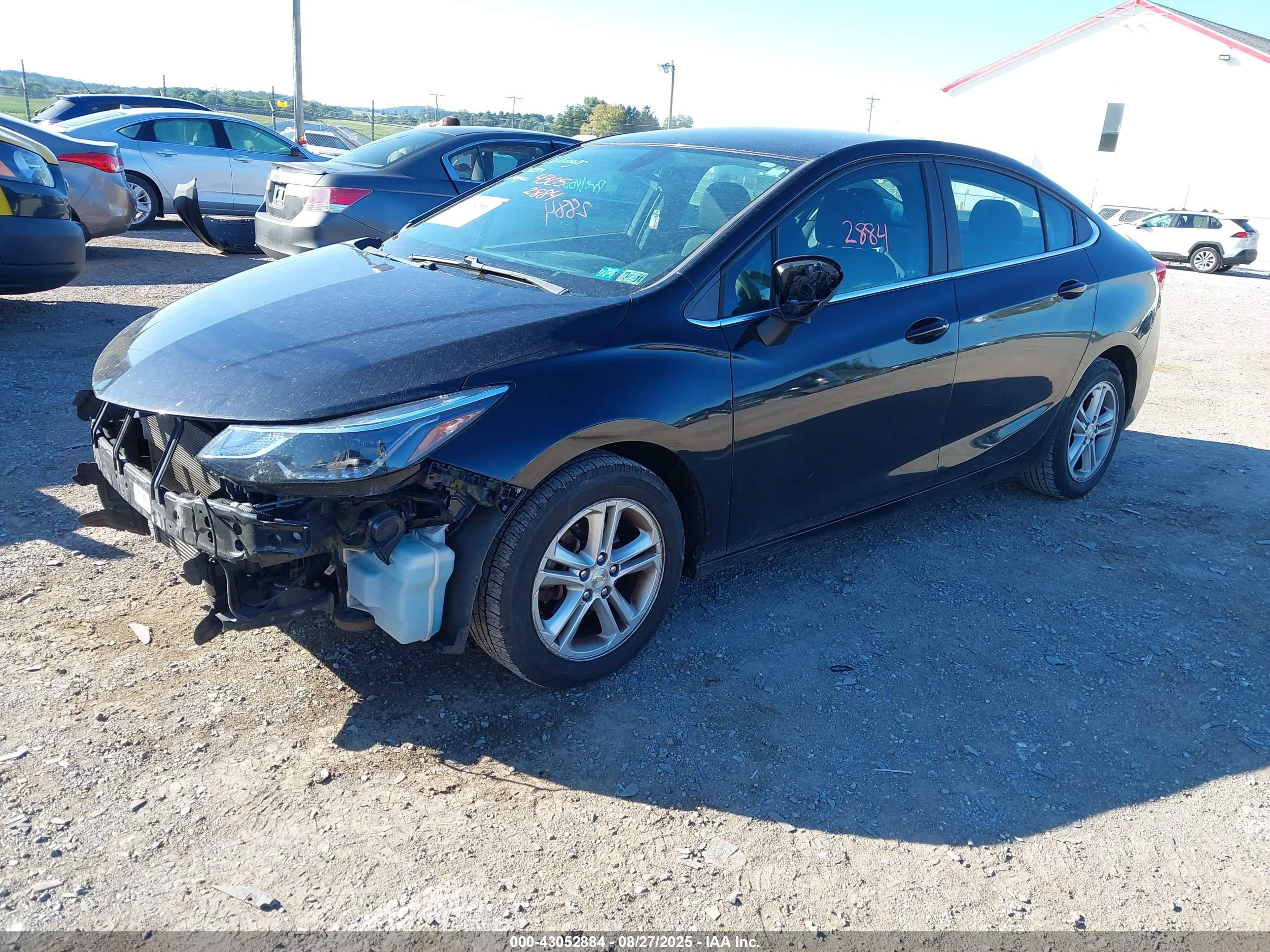 CHEVROLET CRUZE image 2