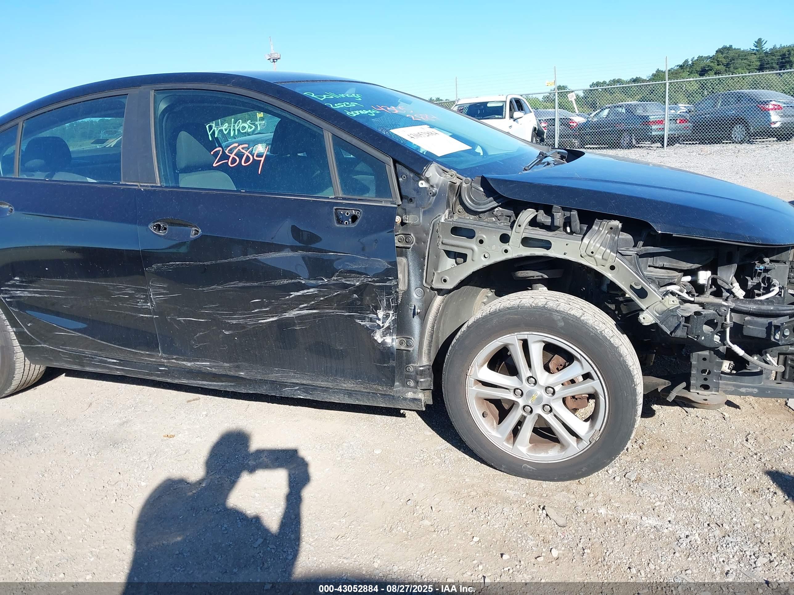 CHEVROLET CRUZE image 6