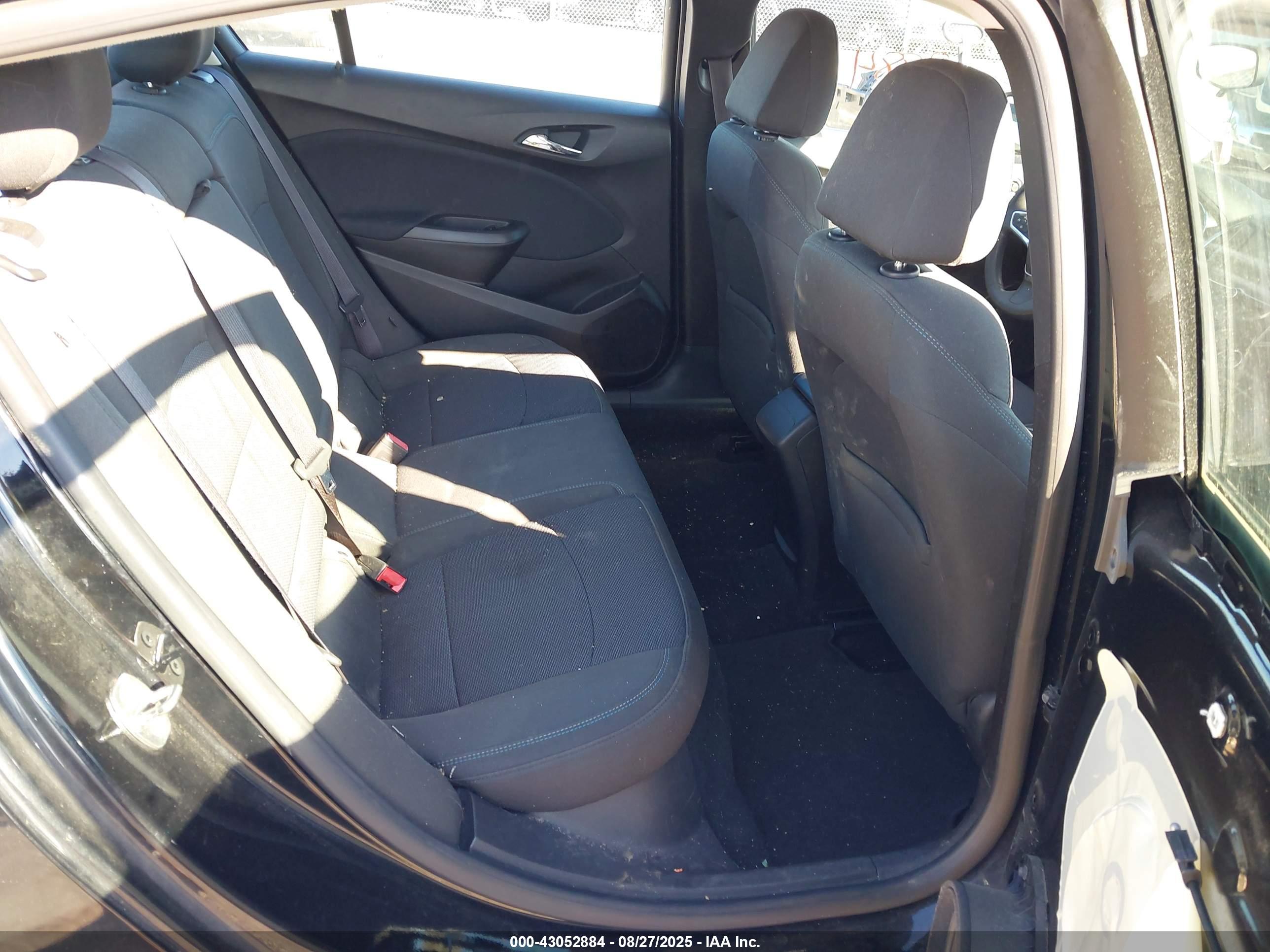 CHEVROLET CRUZE image 8