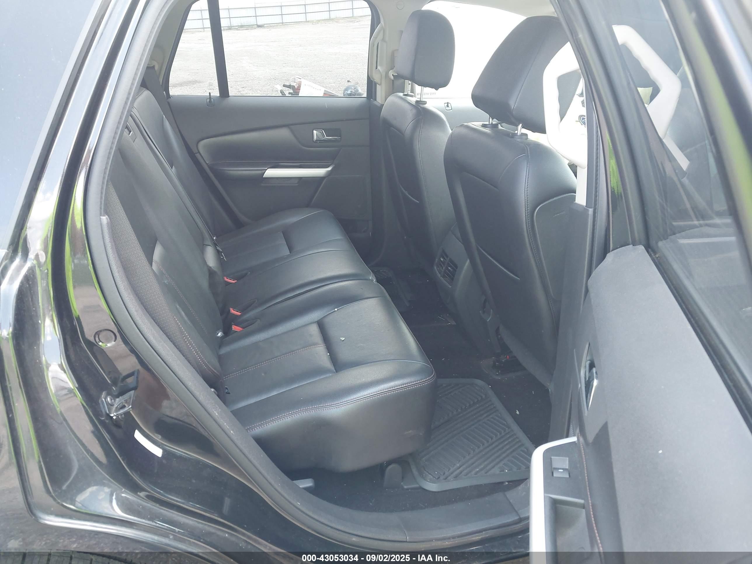 FORD EDGE image 8