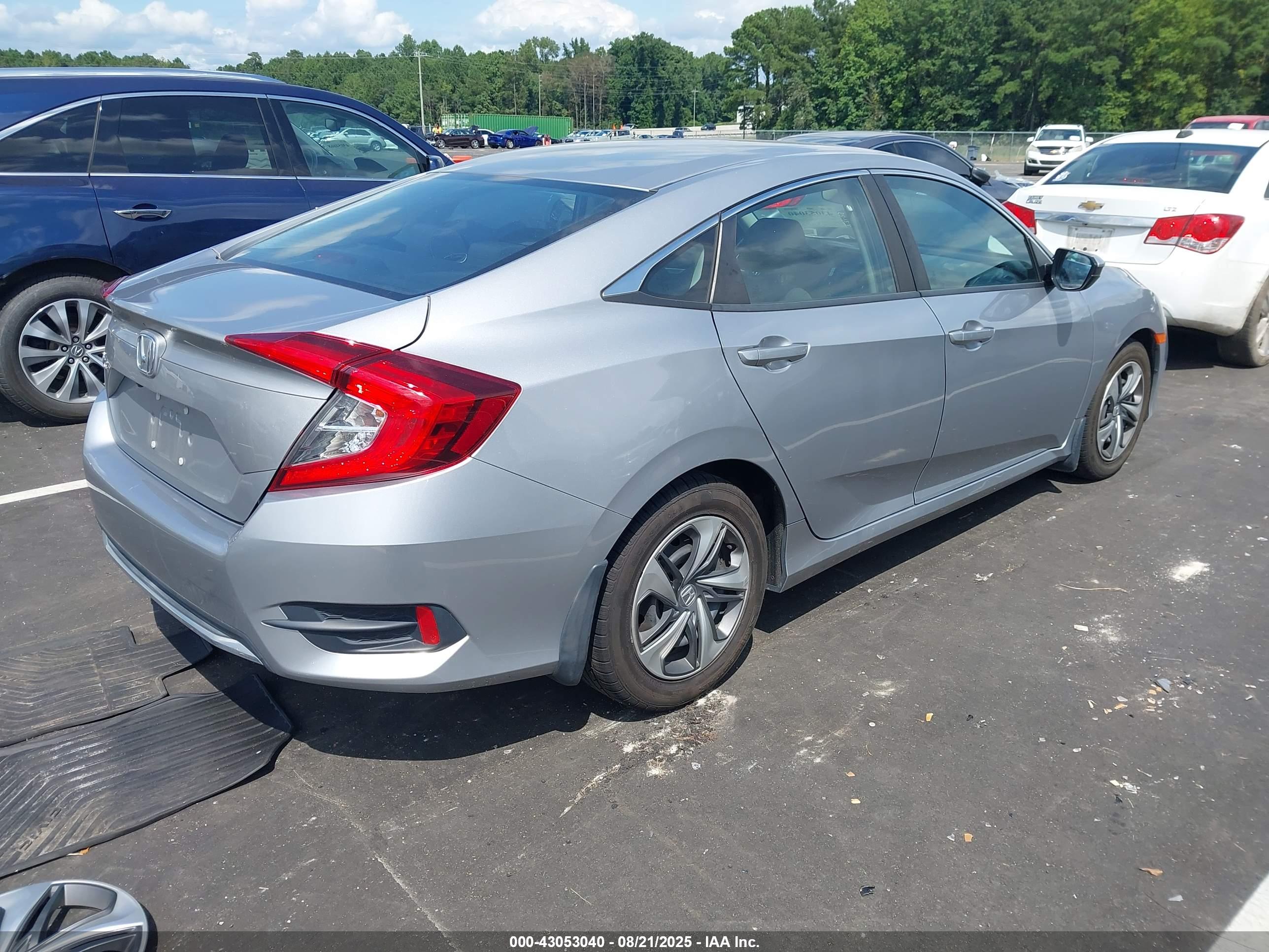 HONDA CIVIC image 4
