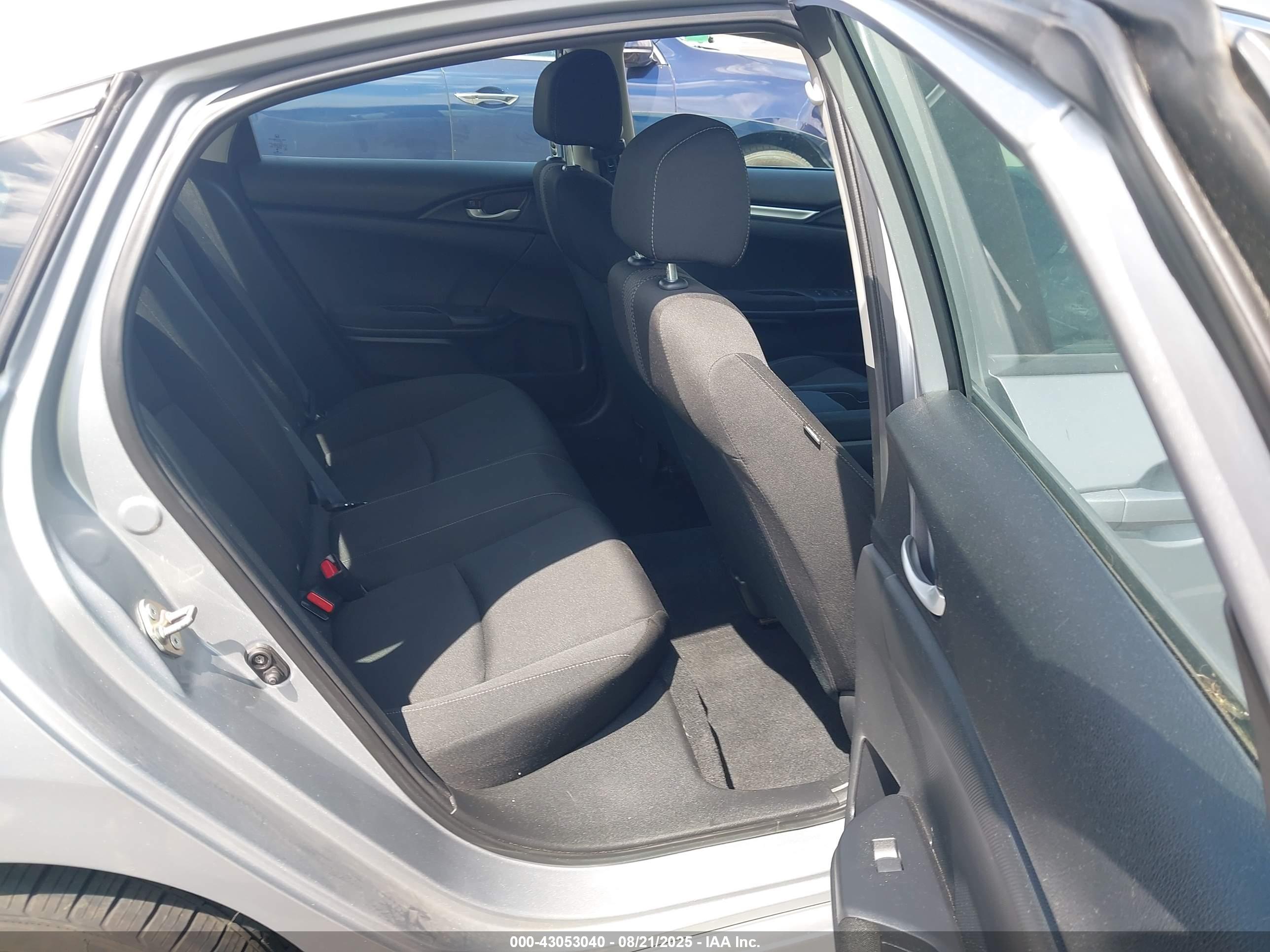 HONDA CIVIC image 8