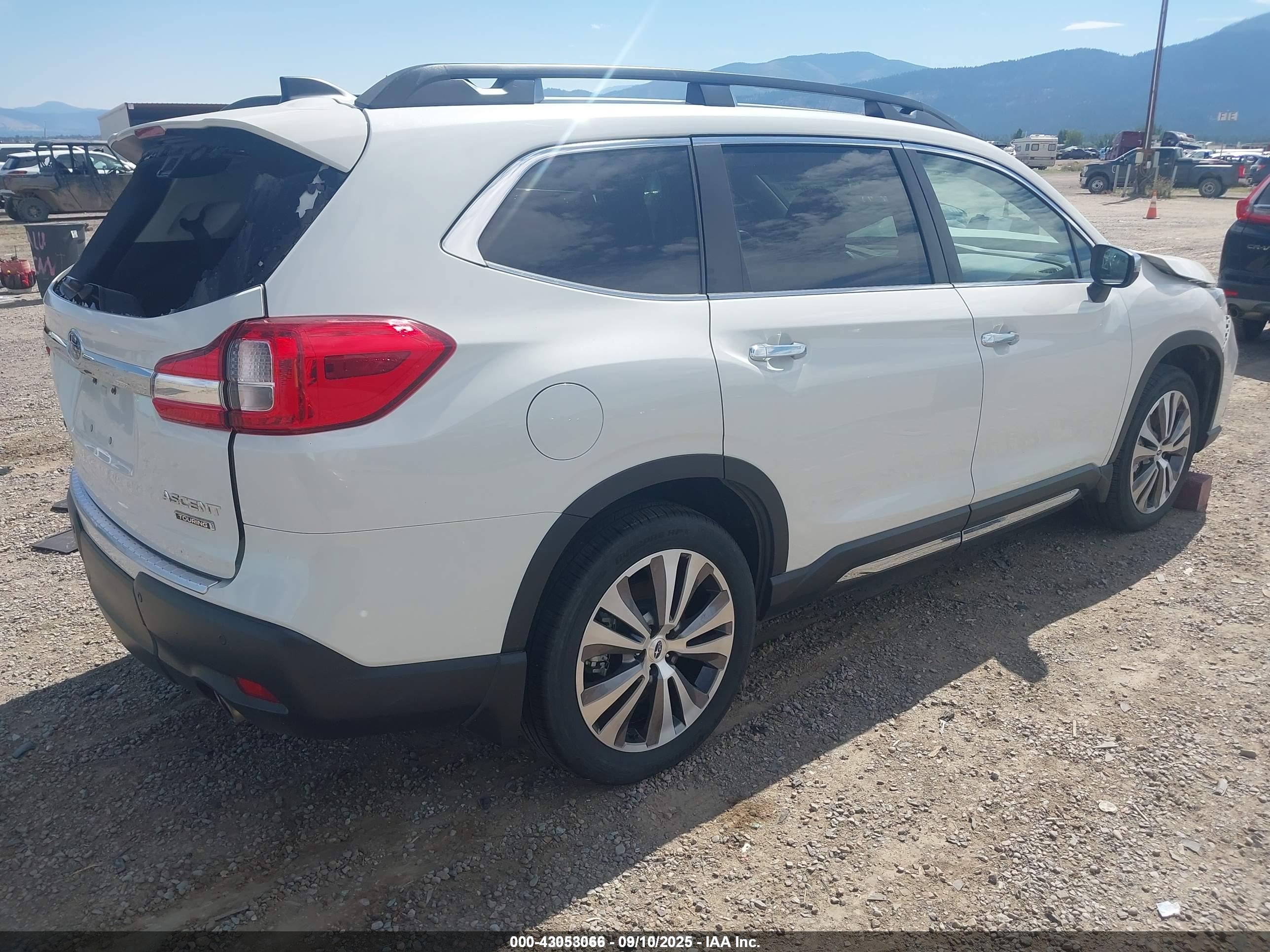 SUBARU ASCENT image 4