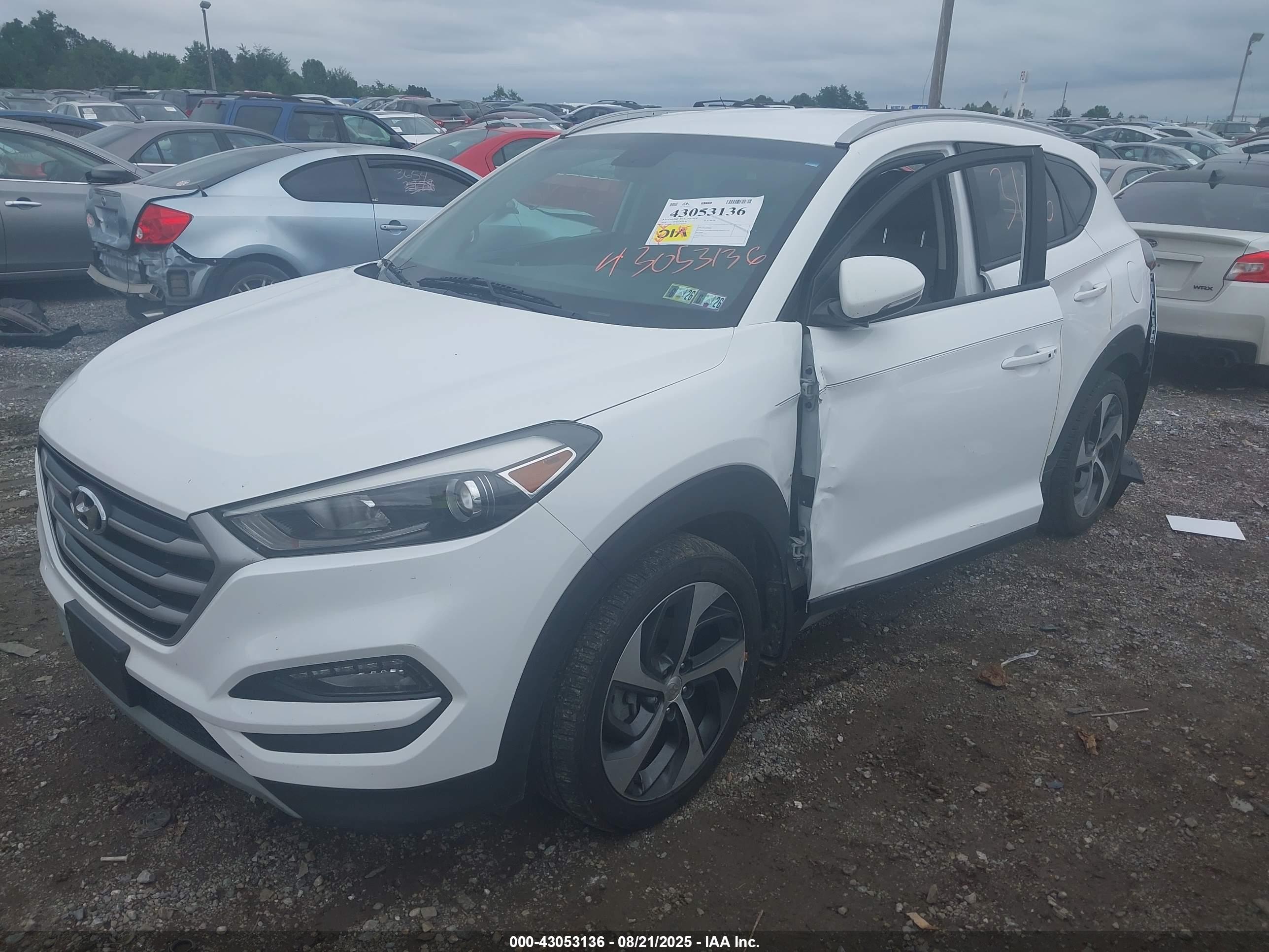HYUNDAI TUCSON image 2
