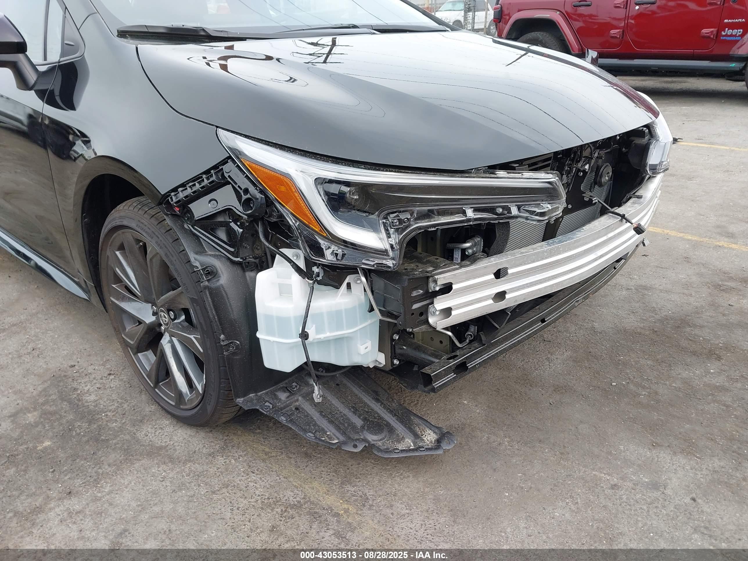 TOYOTA COROLLA image 6