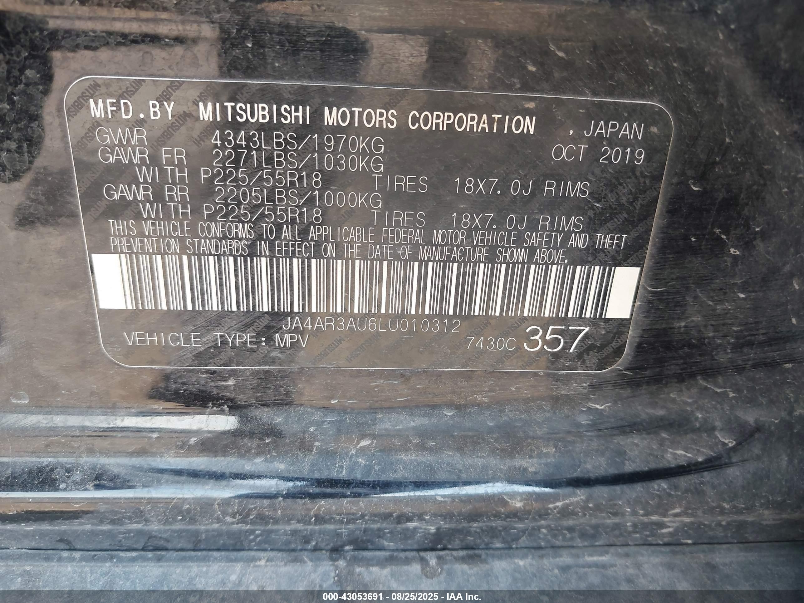 MITSUBISHI OUTLANDER image 9