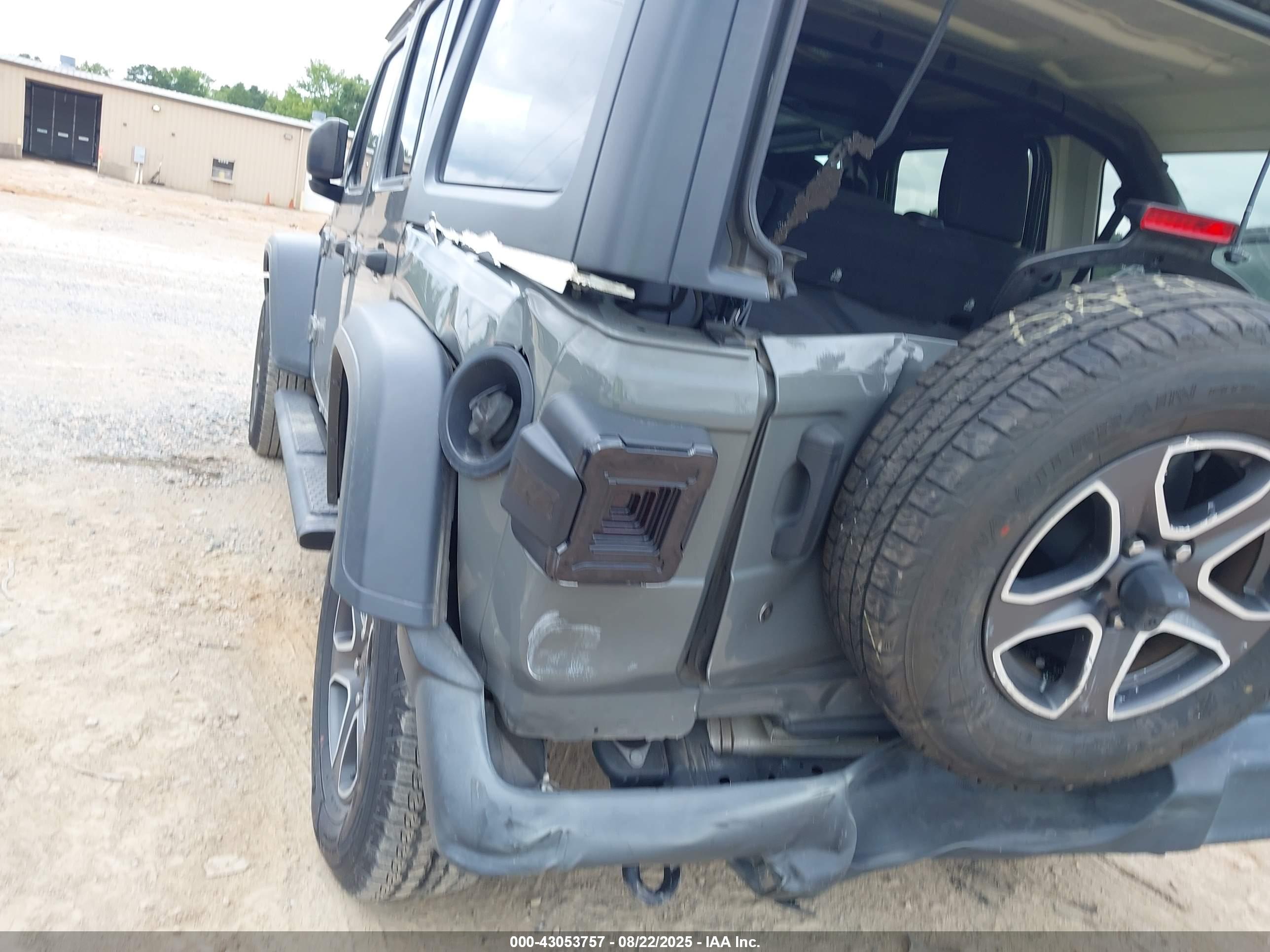 JEEP WRANGLER image 6
