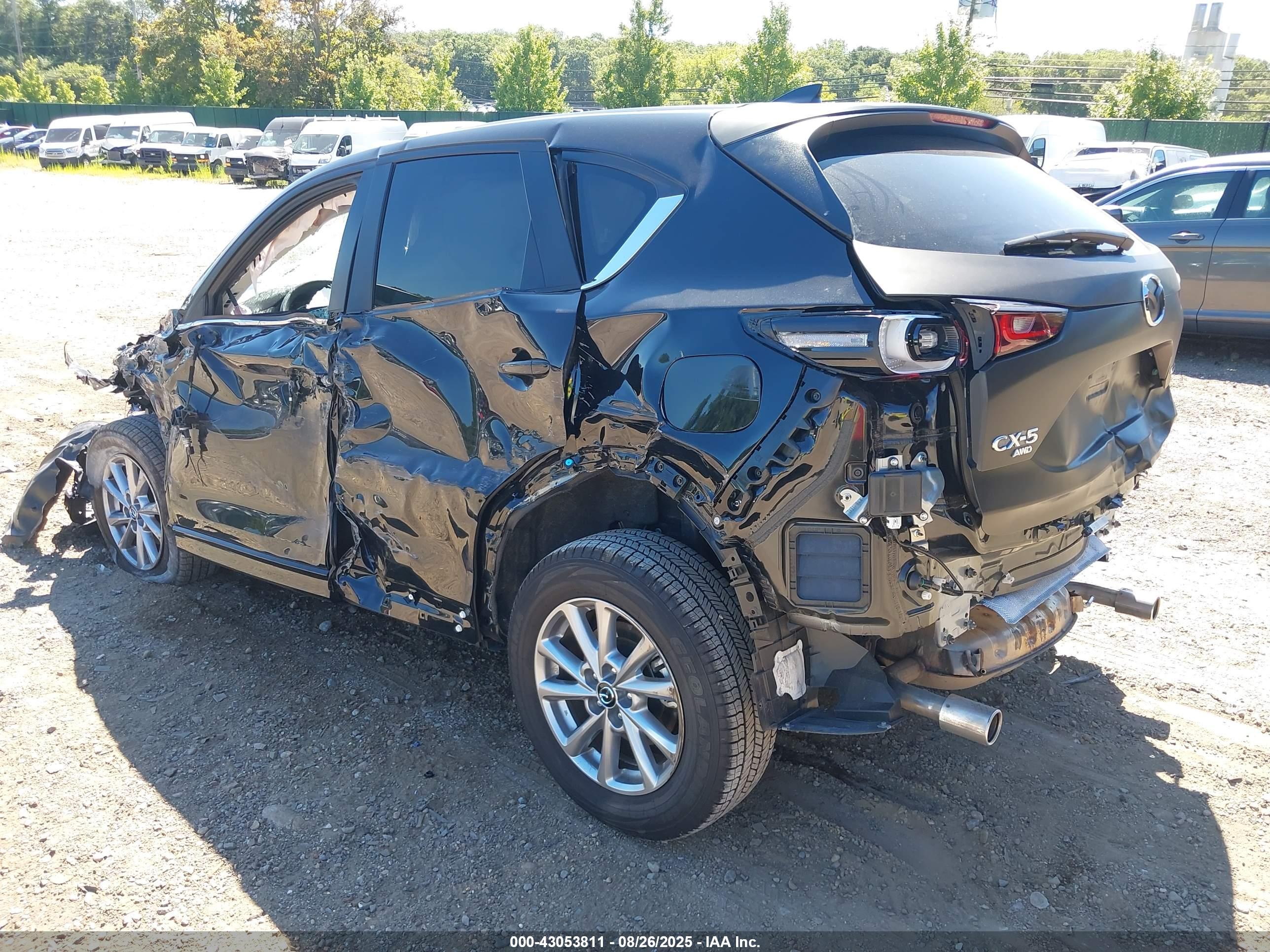 MAZDA CX-5 image 3