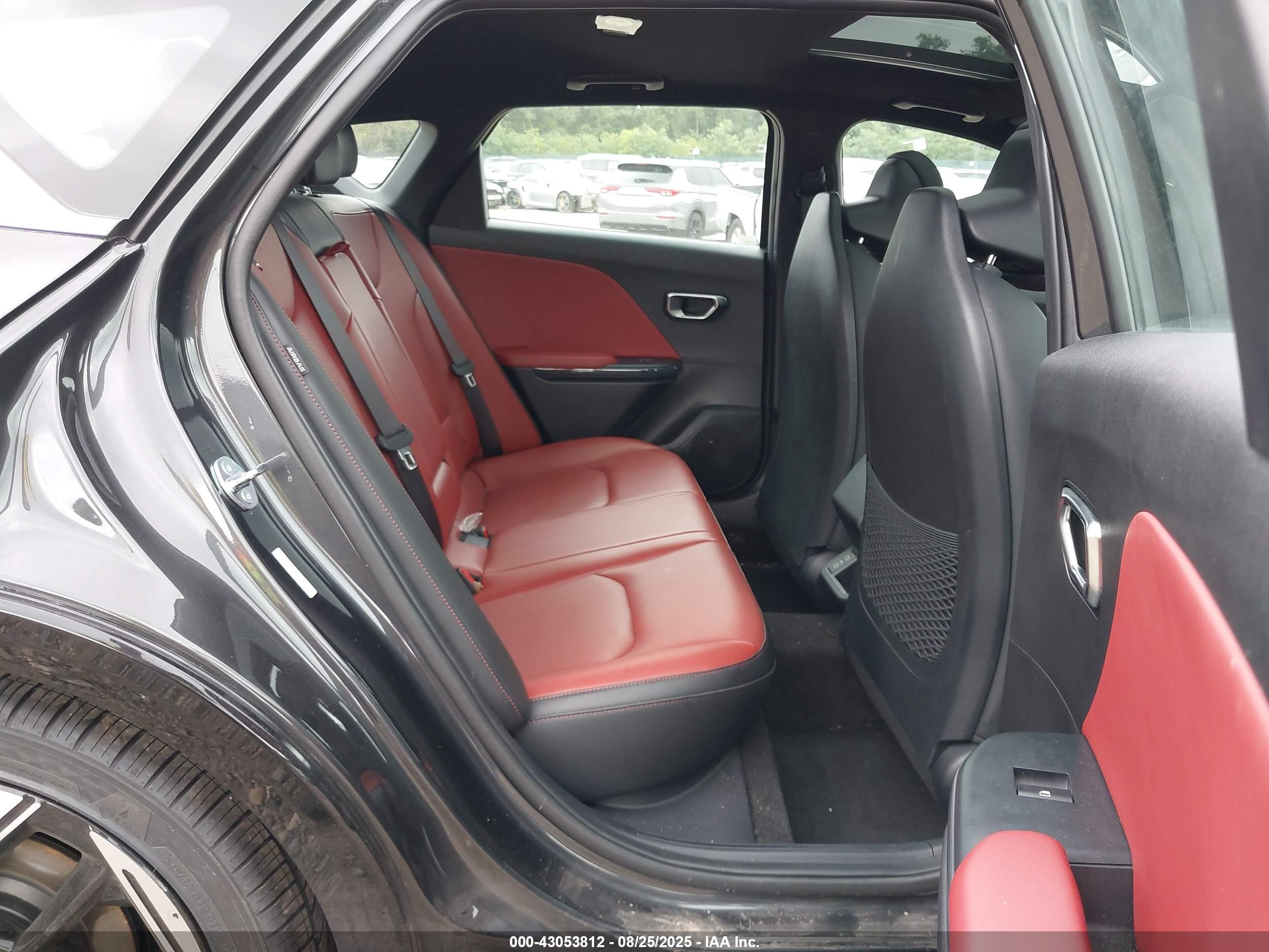 KIA K4 image 8