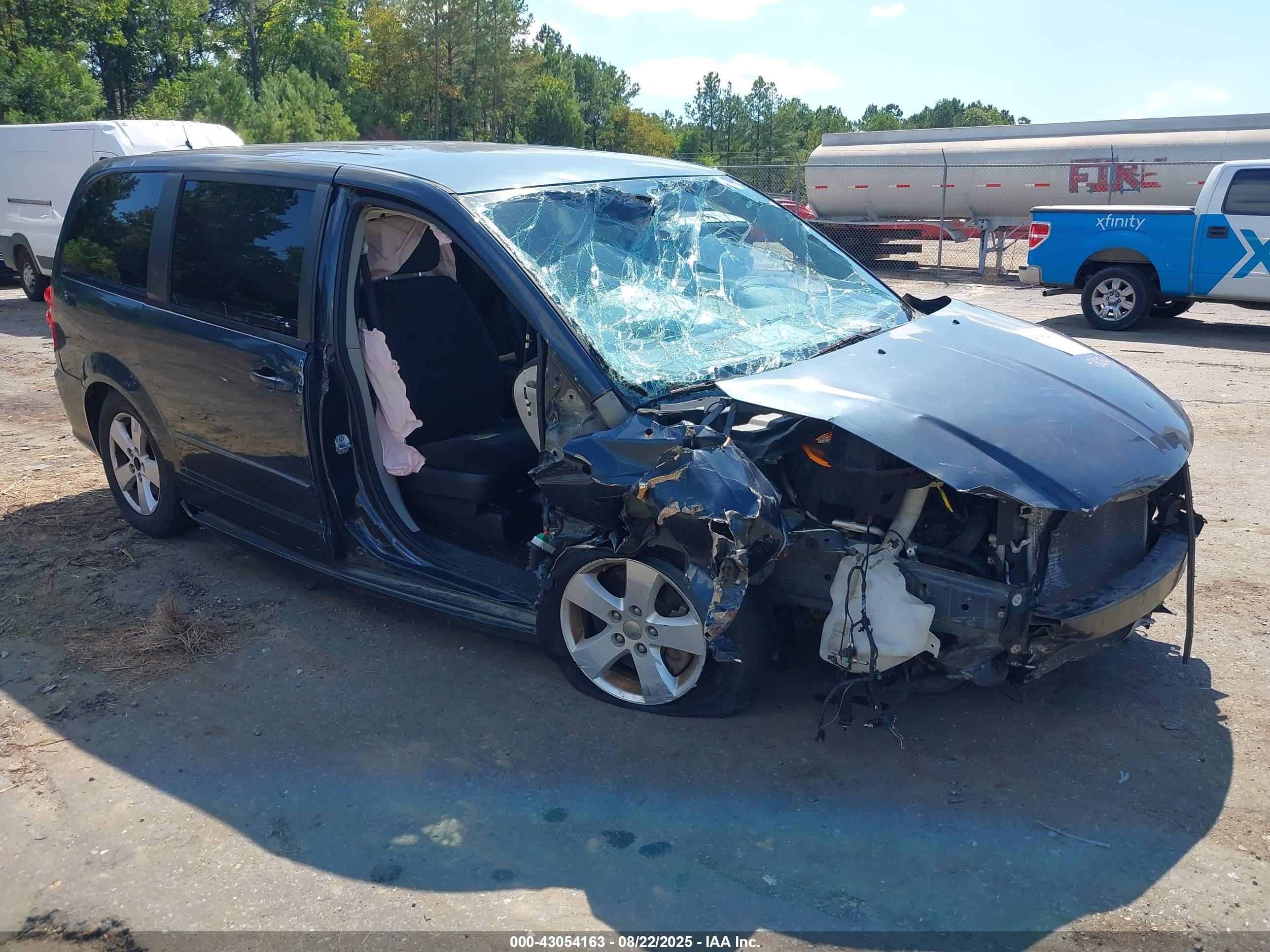 DODGE GRAND image 6