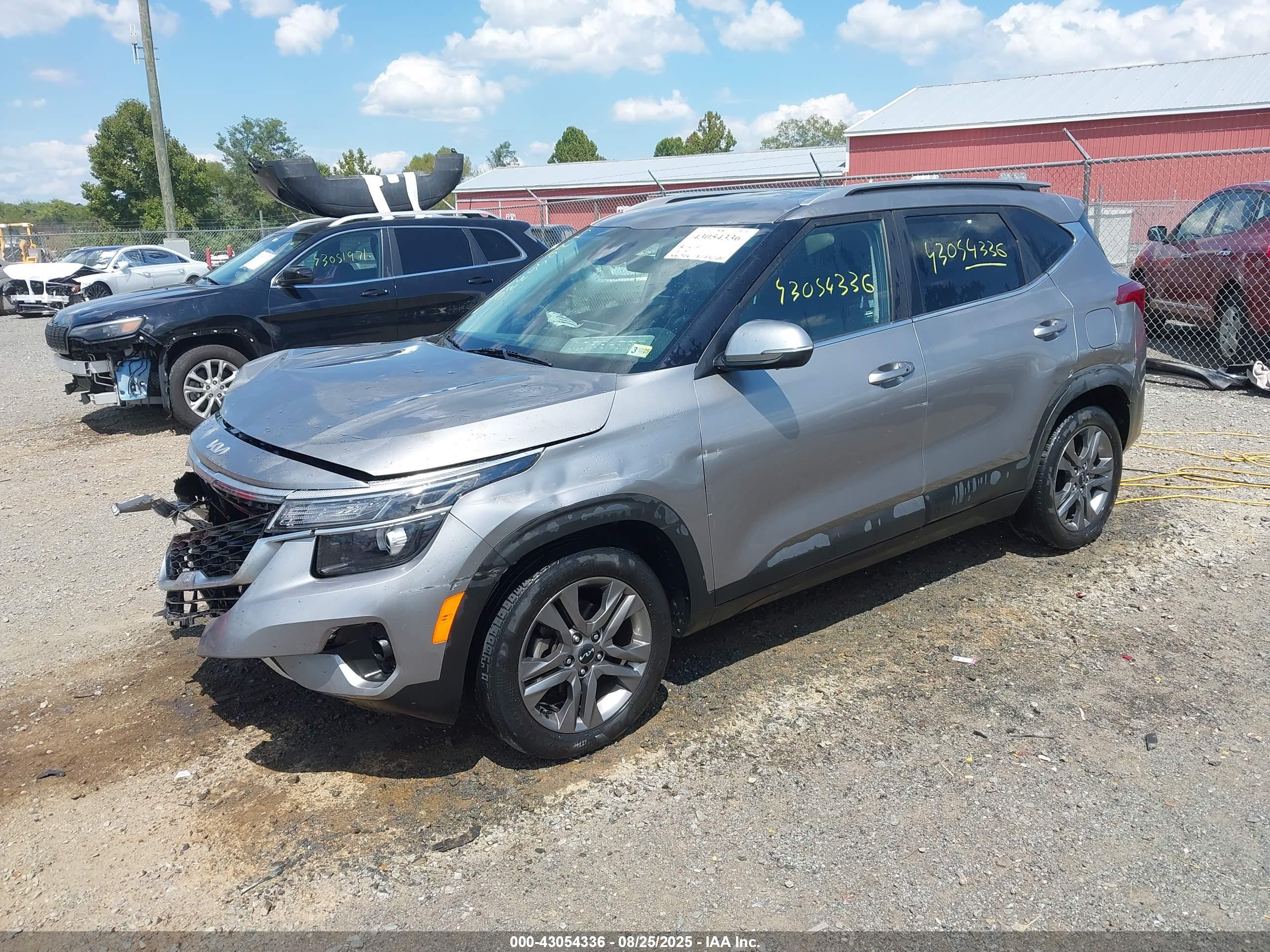 KIA SELTOS image 2