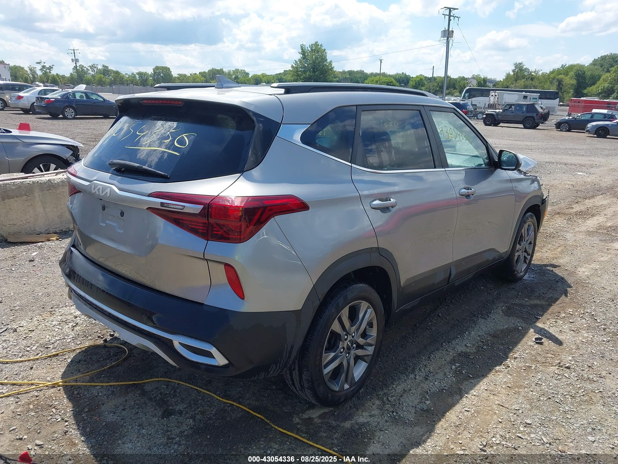 KIA SELTOS image 4