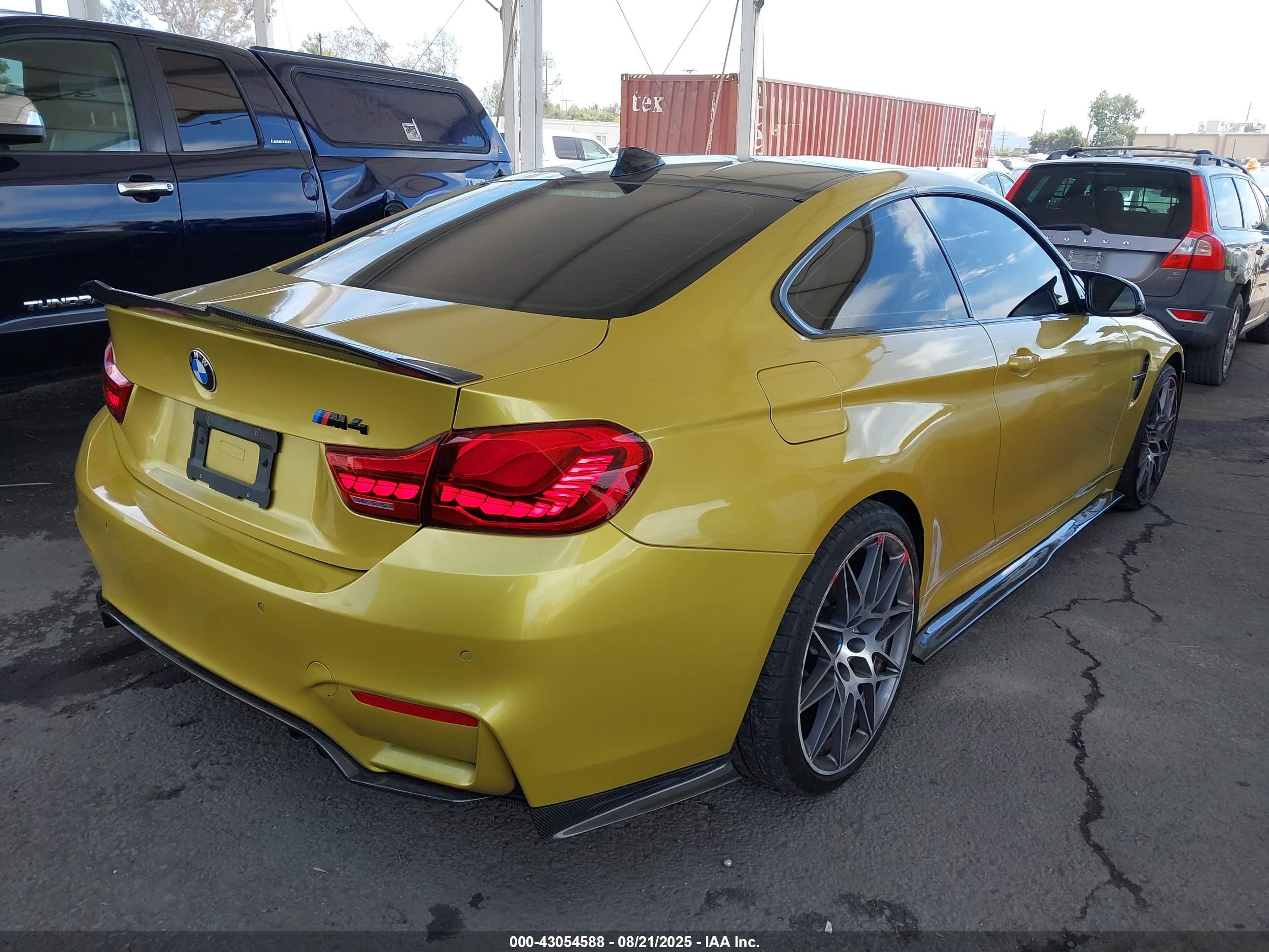 BMW M4 image 4