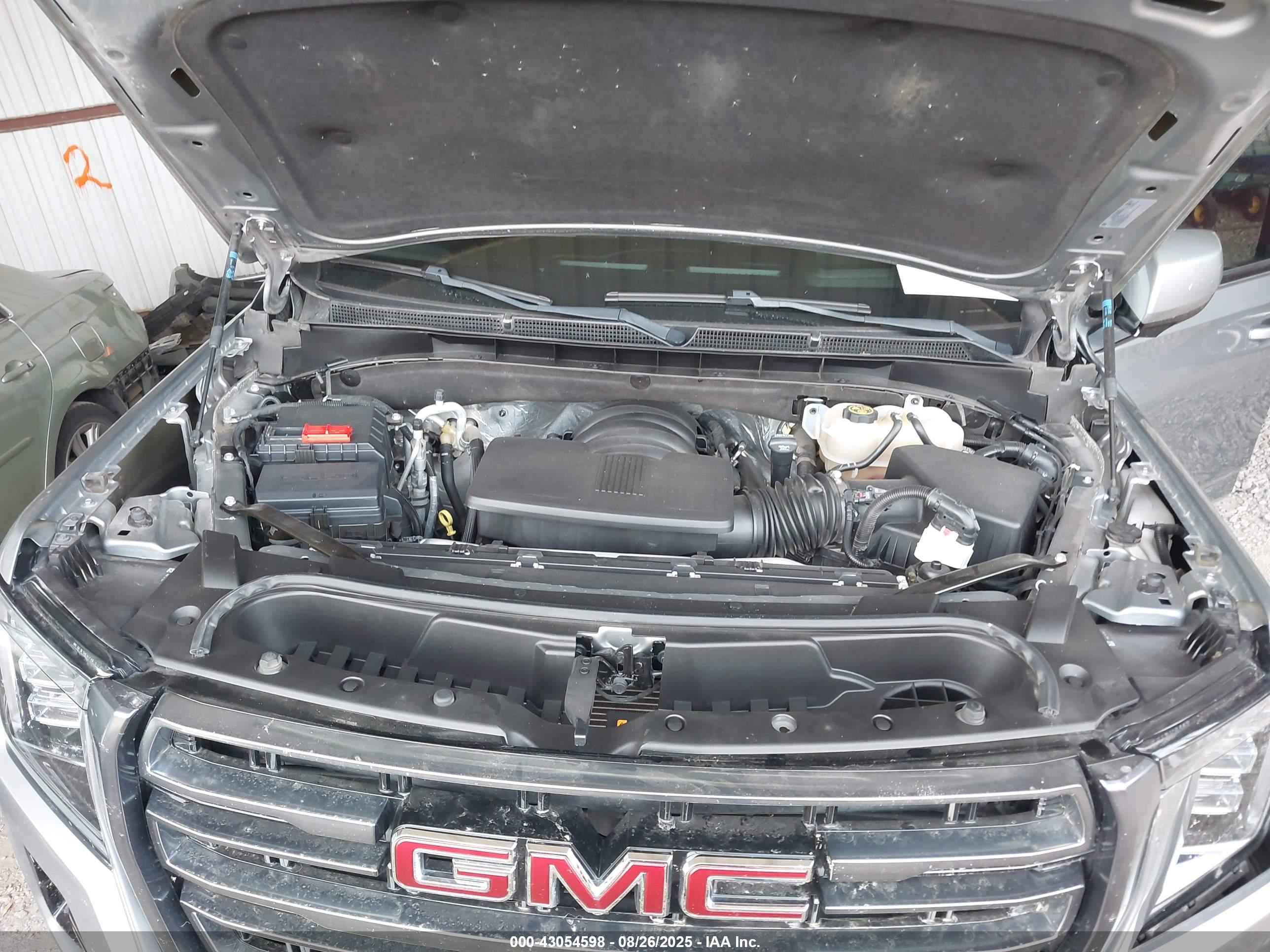 GMC YUKON image 10
