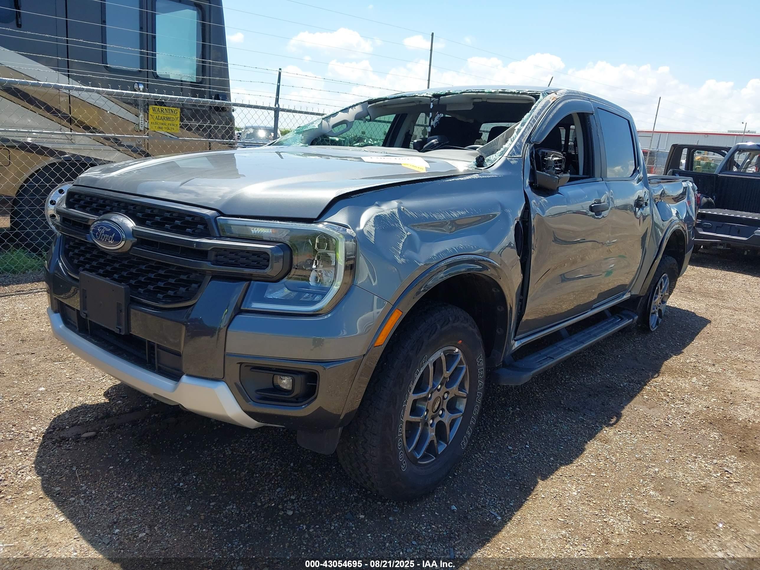 FORD RANGER image 2