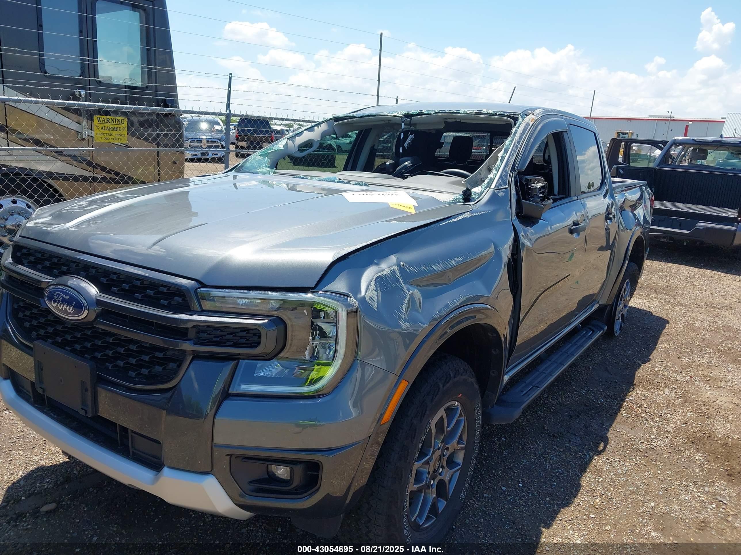 FORD RANGER image 6