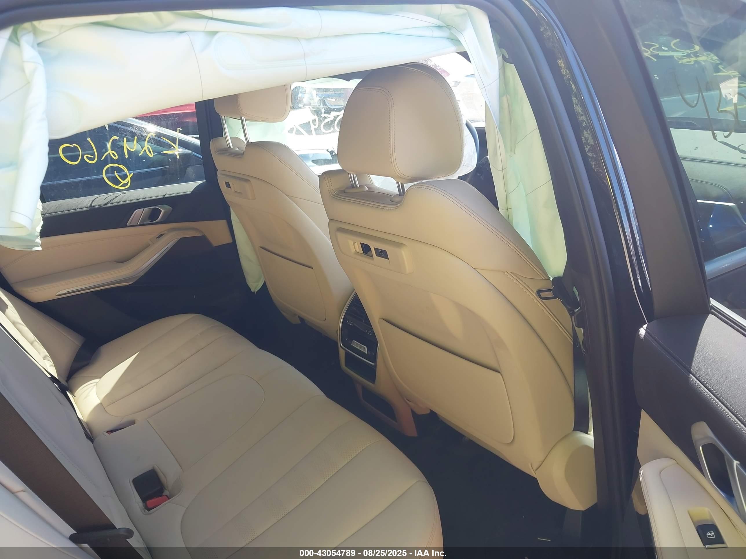 BMW X5 image 8