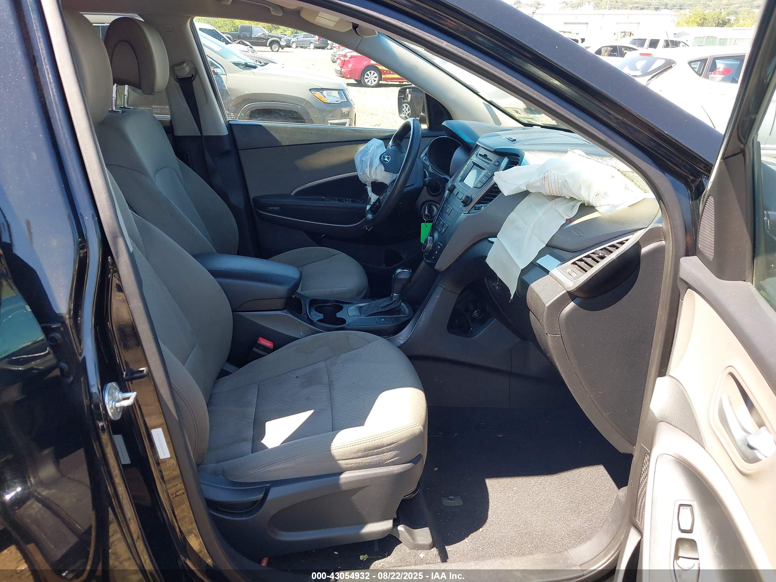 HYUNDAI SANTA image 5