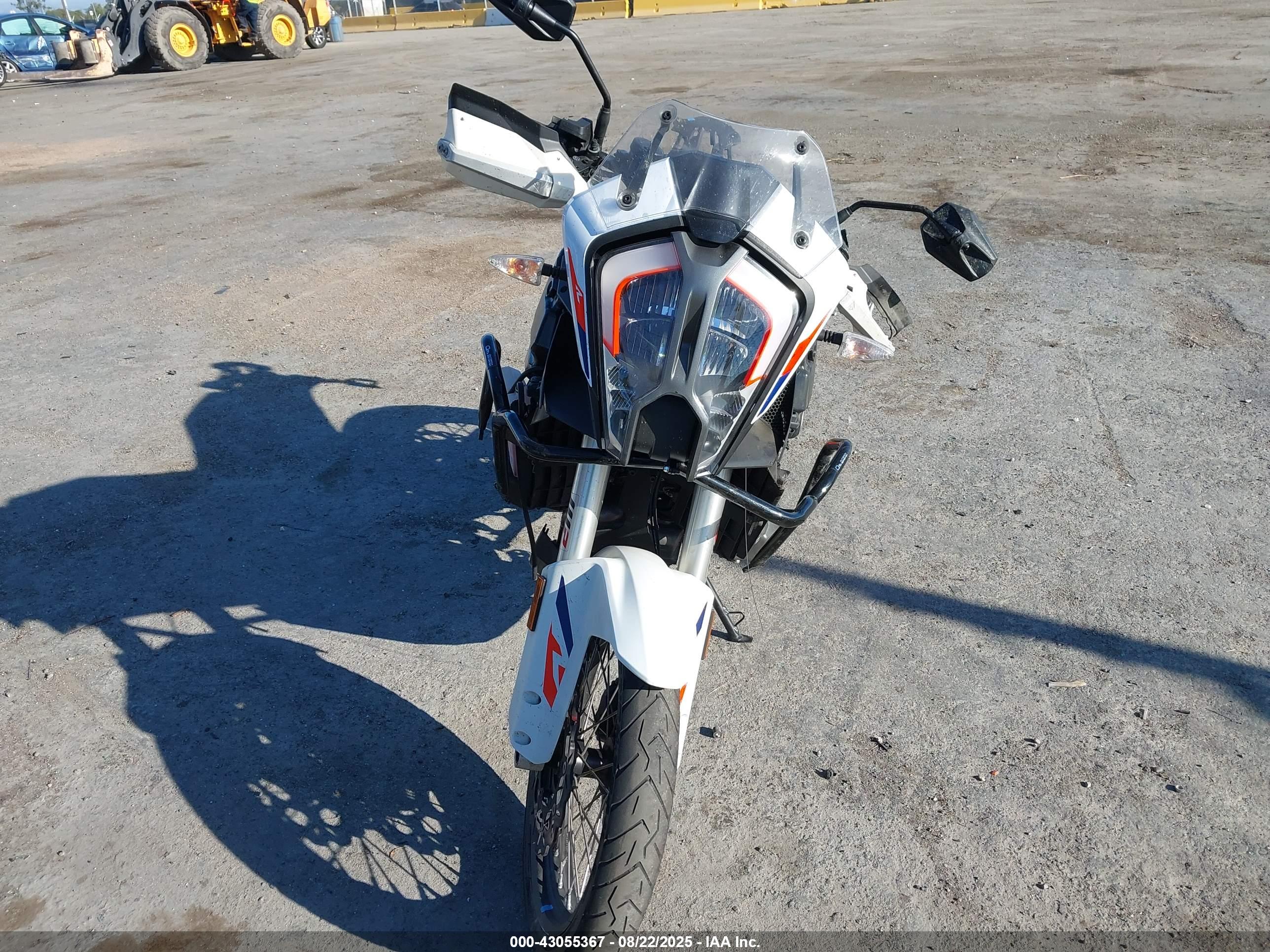 KTM 1290 image 5
