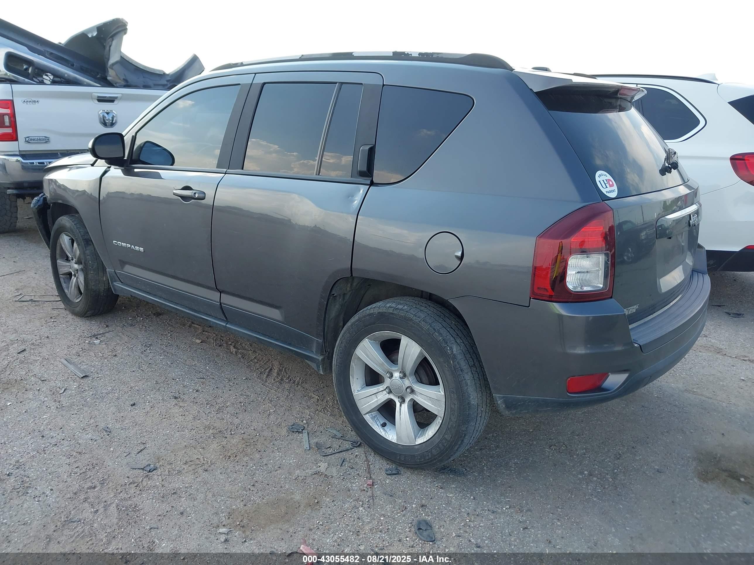JEEP COMPASS image 3