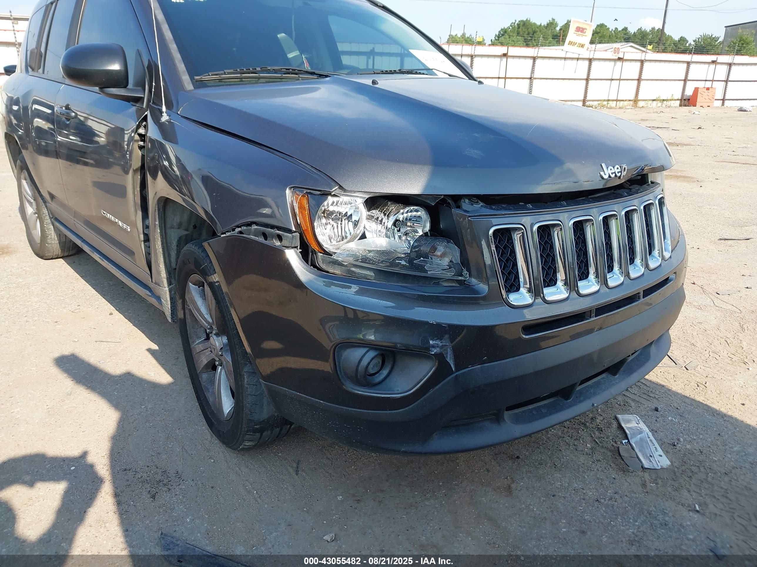JEEP COMPASS image 6