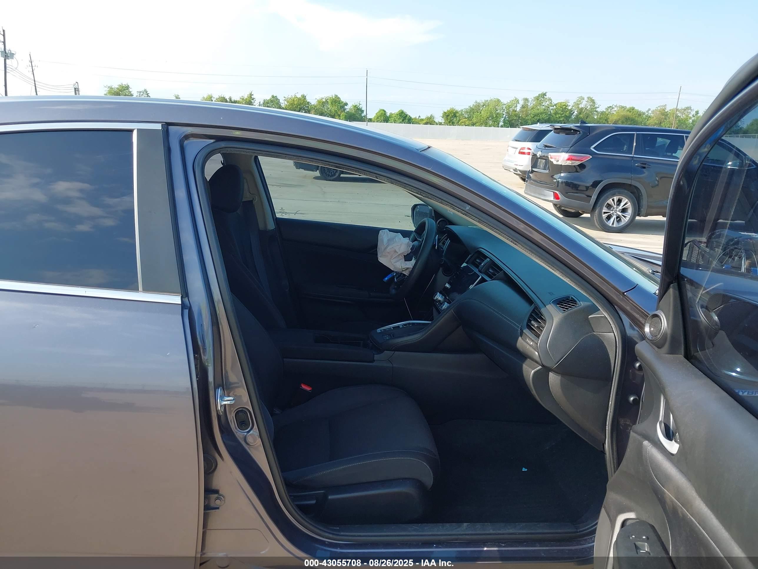 HONDA INSIGHT image 5
