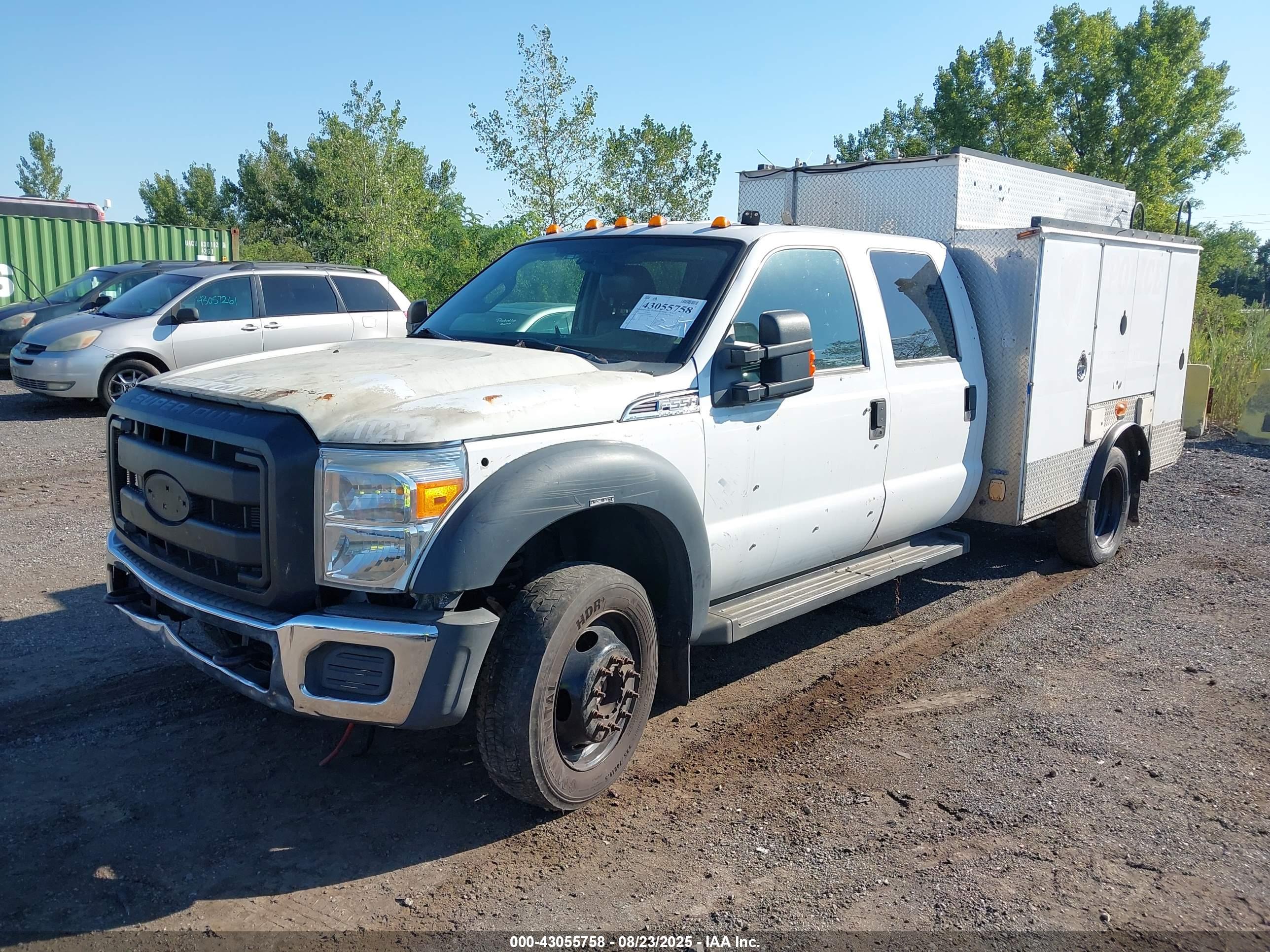FORD F-550 image 2