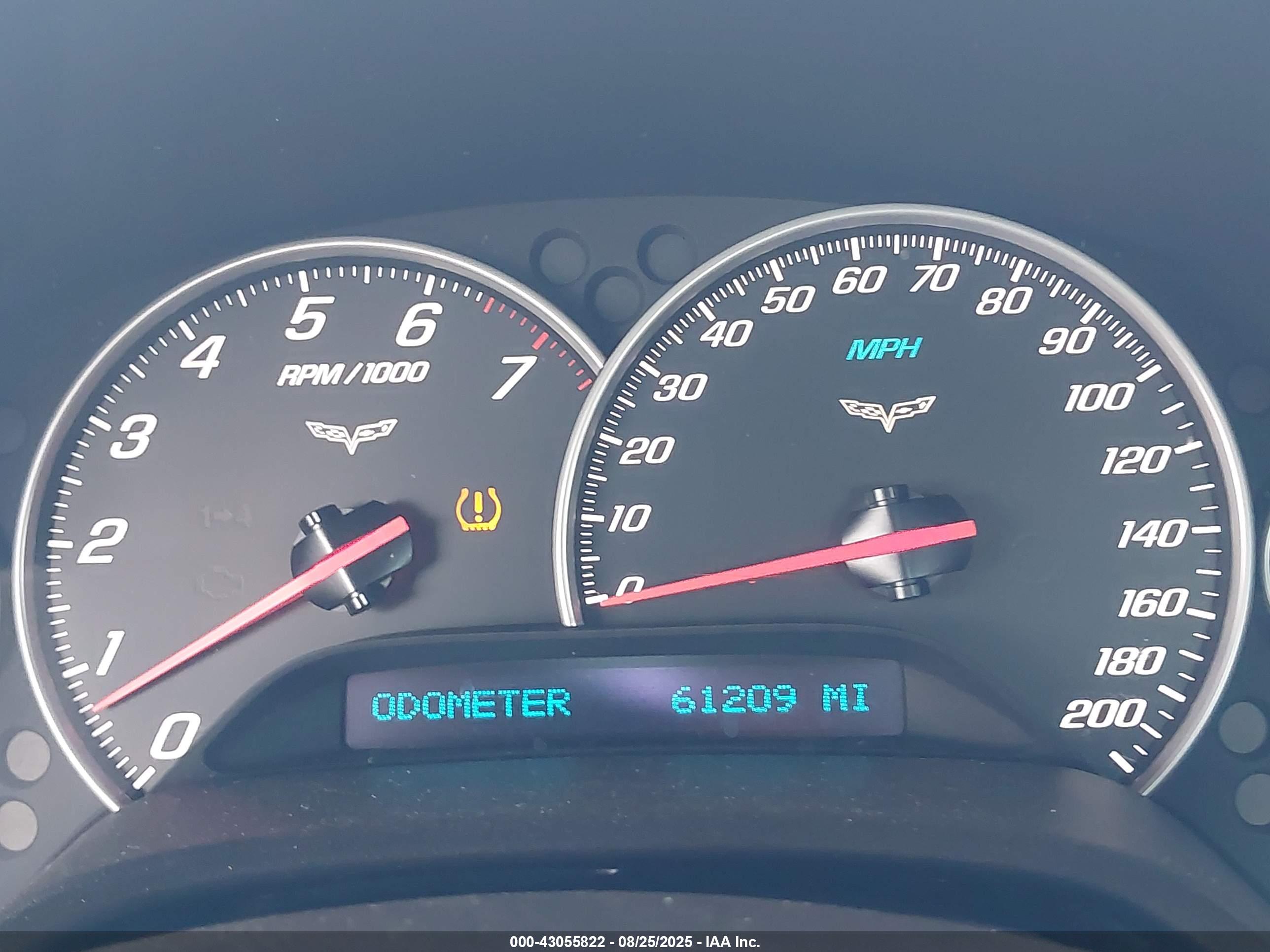 CHEVROLET CORVETTE image 7