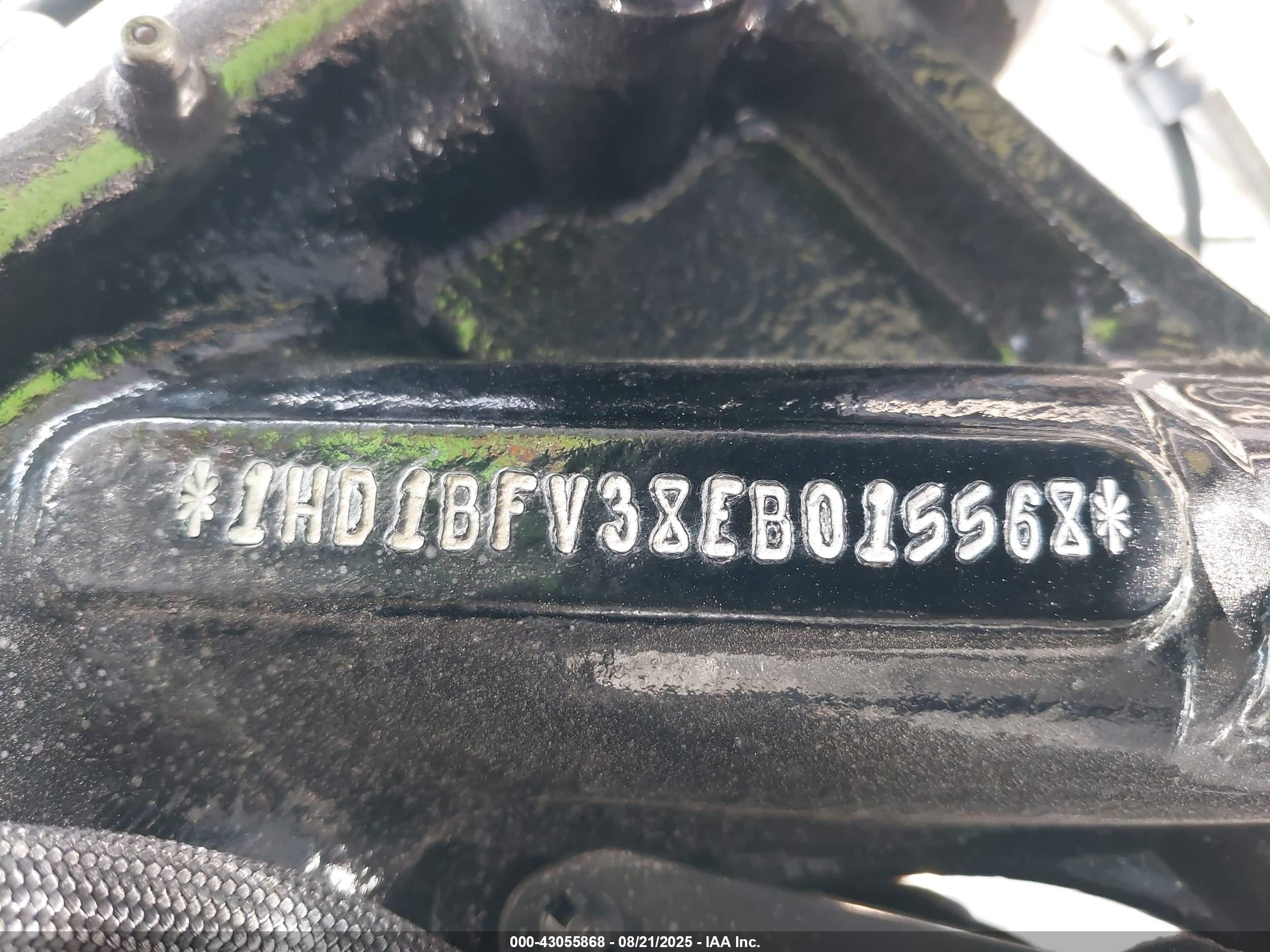 HARLEY-DAVIDSON FXSB image 10