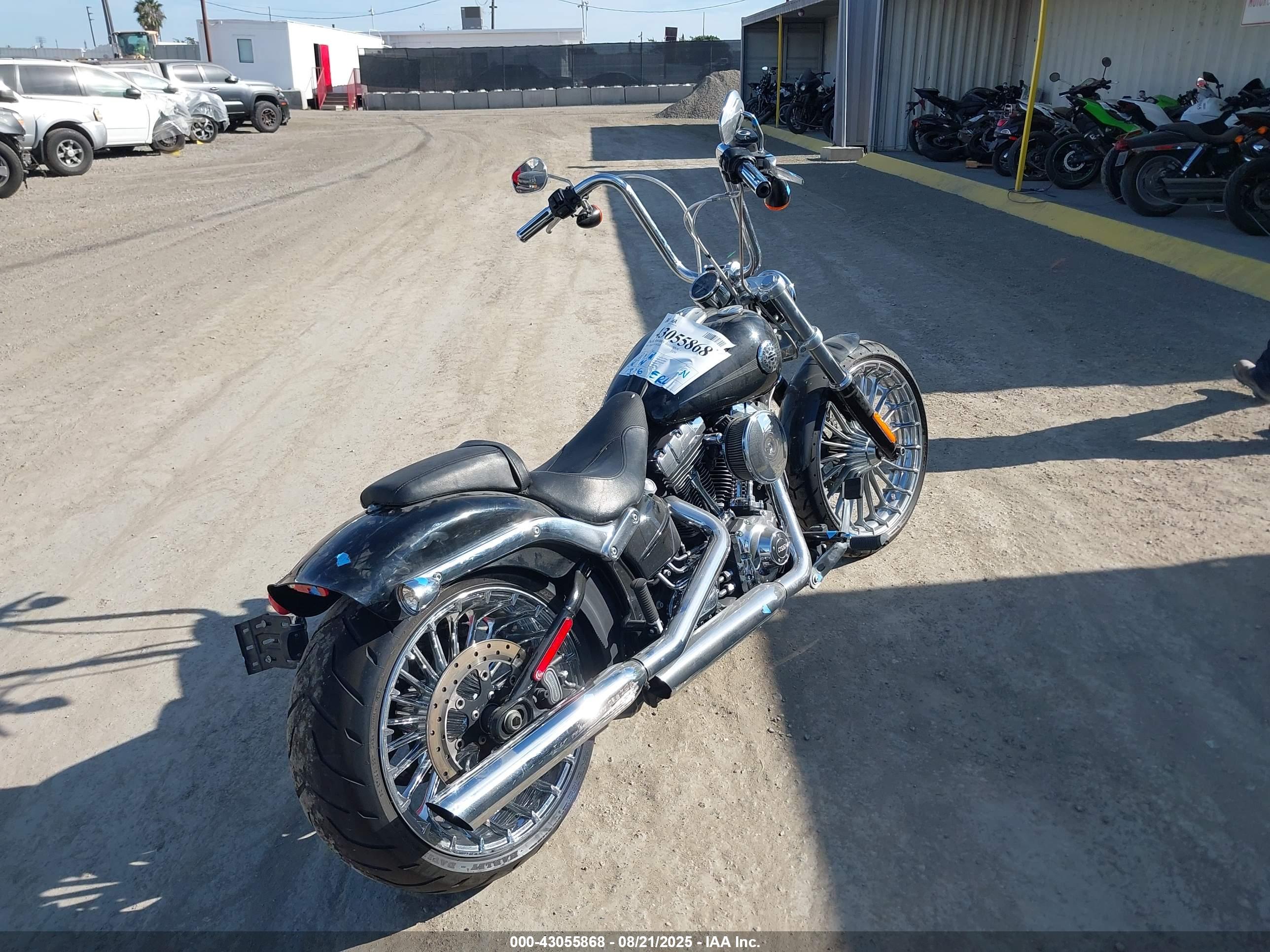 HARLEY-DAVIDSON FXSB image 4