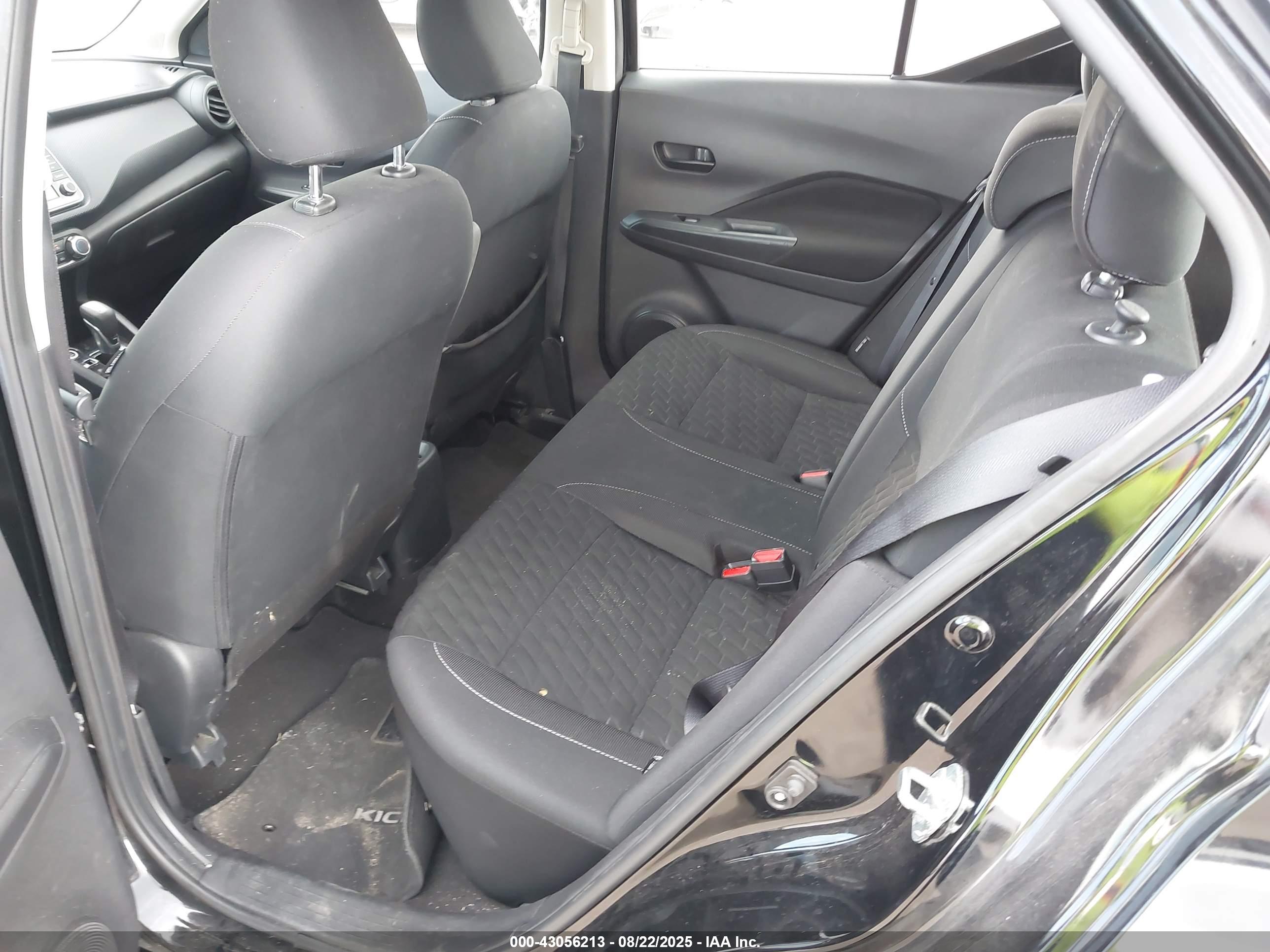 NISSAN KICKS image 8